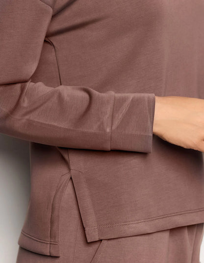 Yamamay_Cocoa_Closed WomenÕS Sweatshirt with Tencelª Modal Ð Easy Living_AMAD183006_770_07