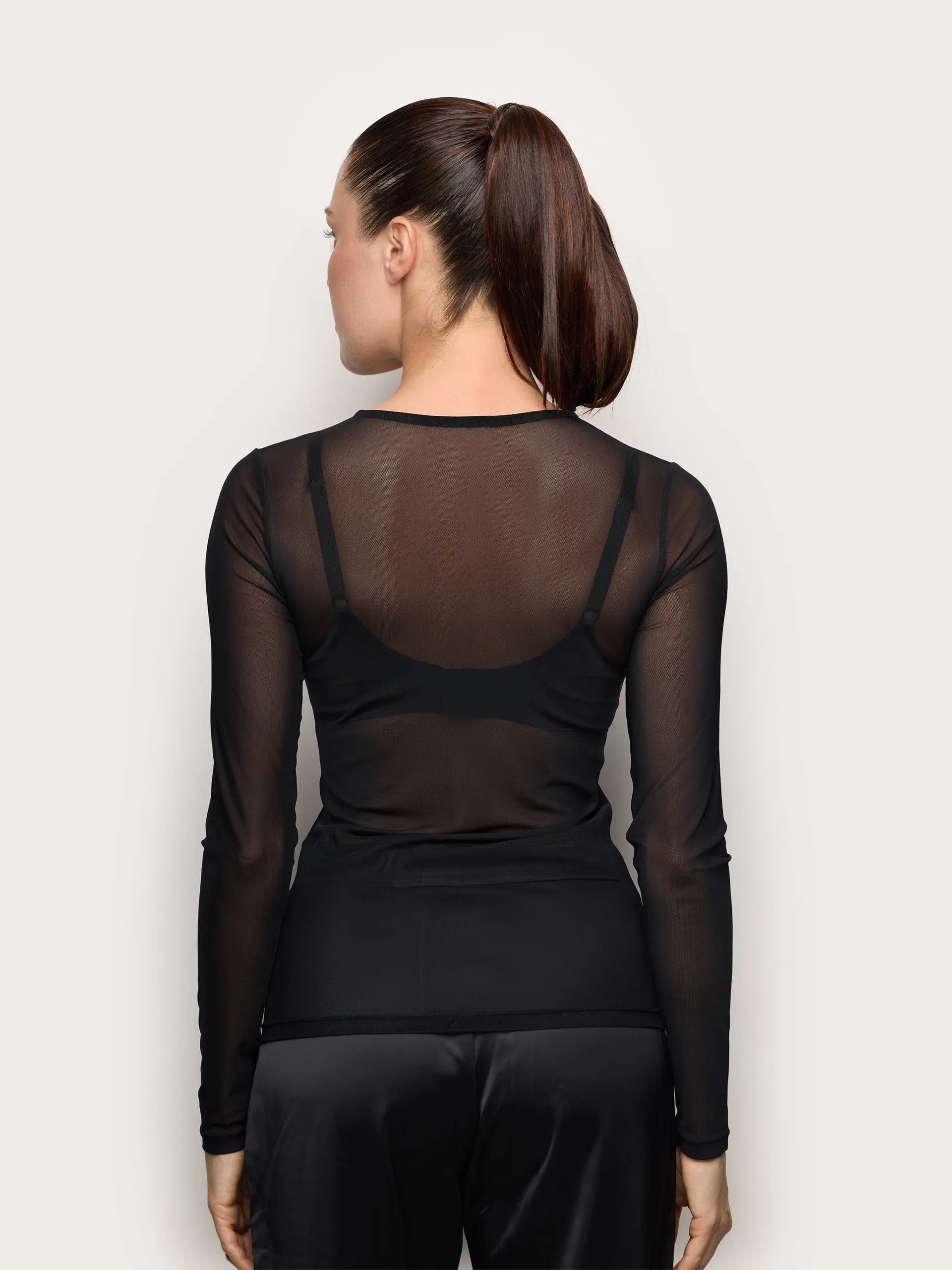 Yamamay_Black_T-Shirt - Must Have_AMAD191001_072_03