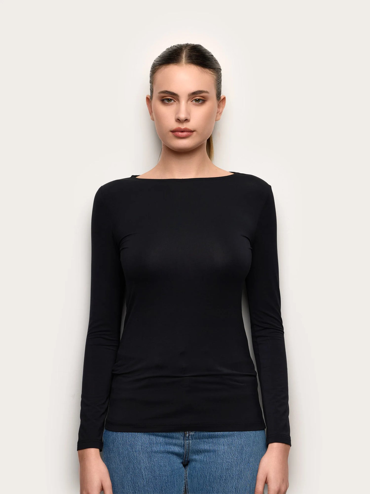 Yamamay_Black_T-Shirt - Basic Modal/Silk_AMAD191003_072_01