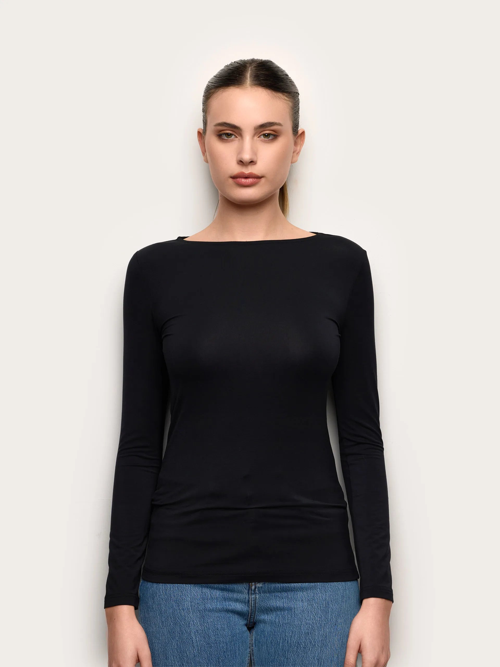 Yamamay_Black_T-Shirt - Basic Modal/Silk_AMAD191003_072_01