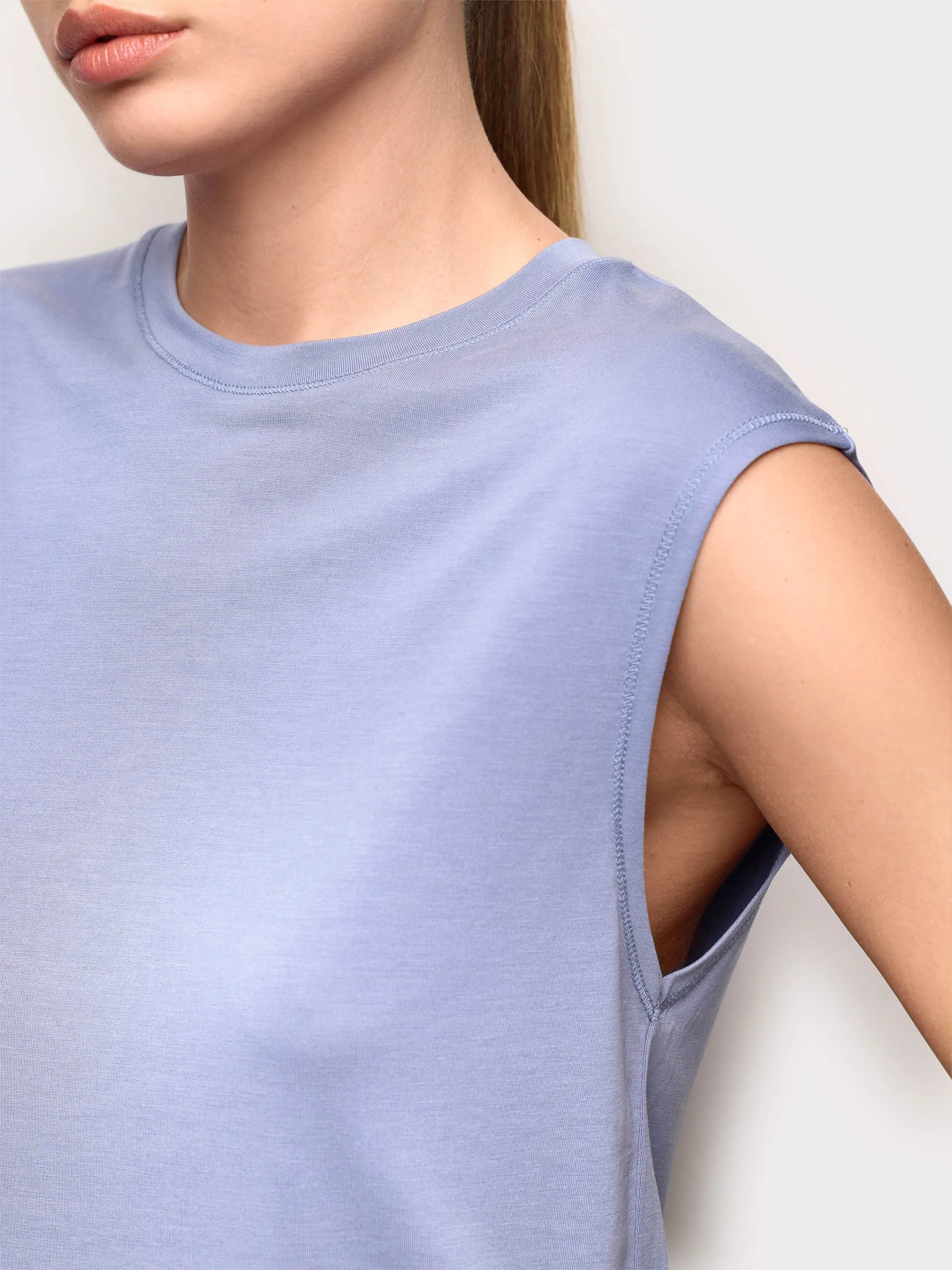 Yamamay_Avio Blue_T-Shirt - Easy Living_AMAD191006_019_03