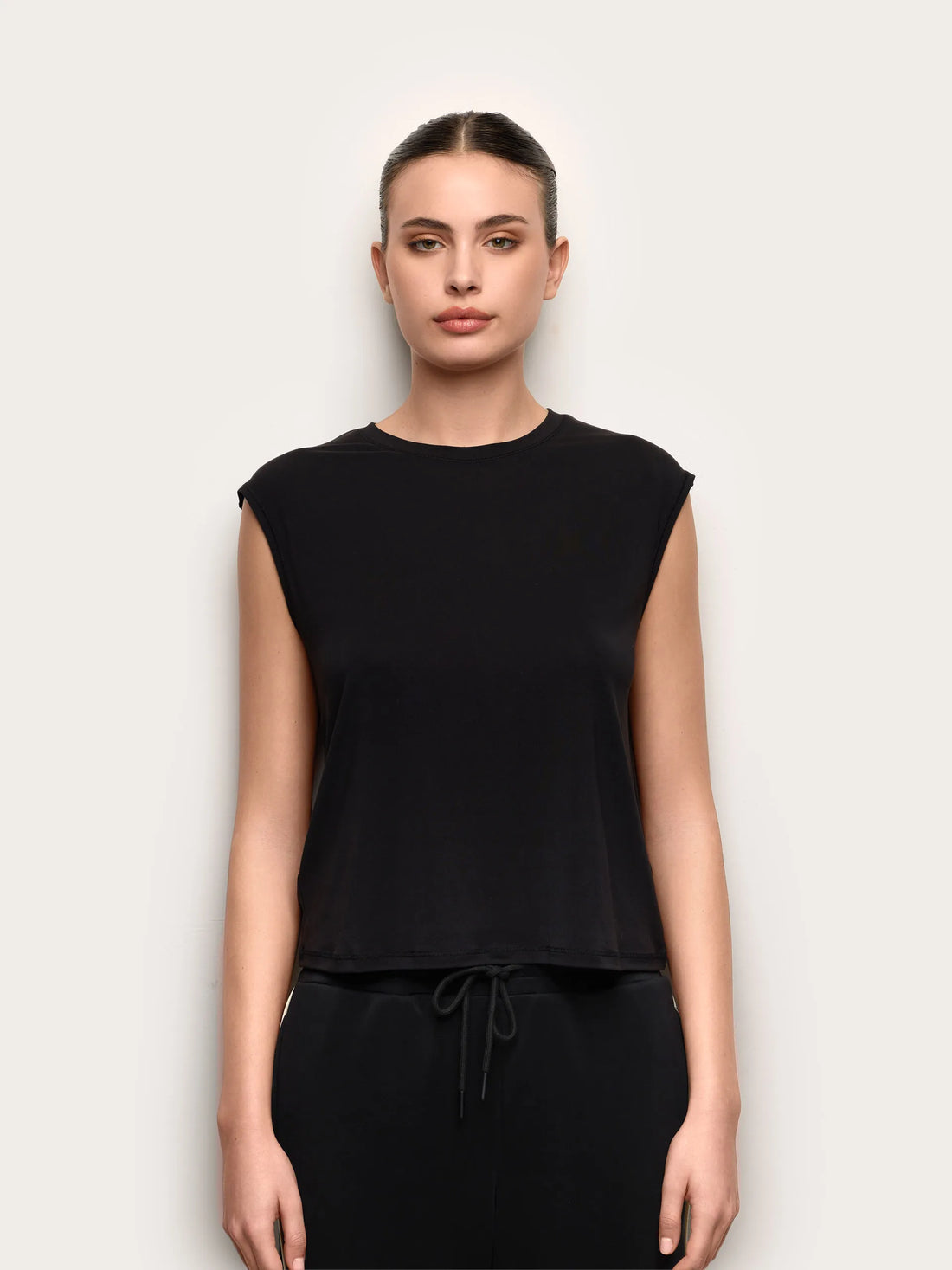 Yamamay_Black_T-Shirt - Easy Living_AMAD191006_072_02