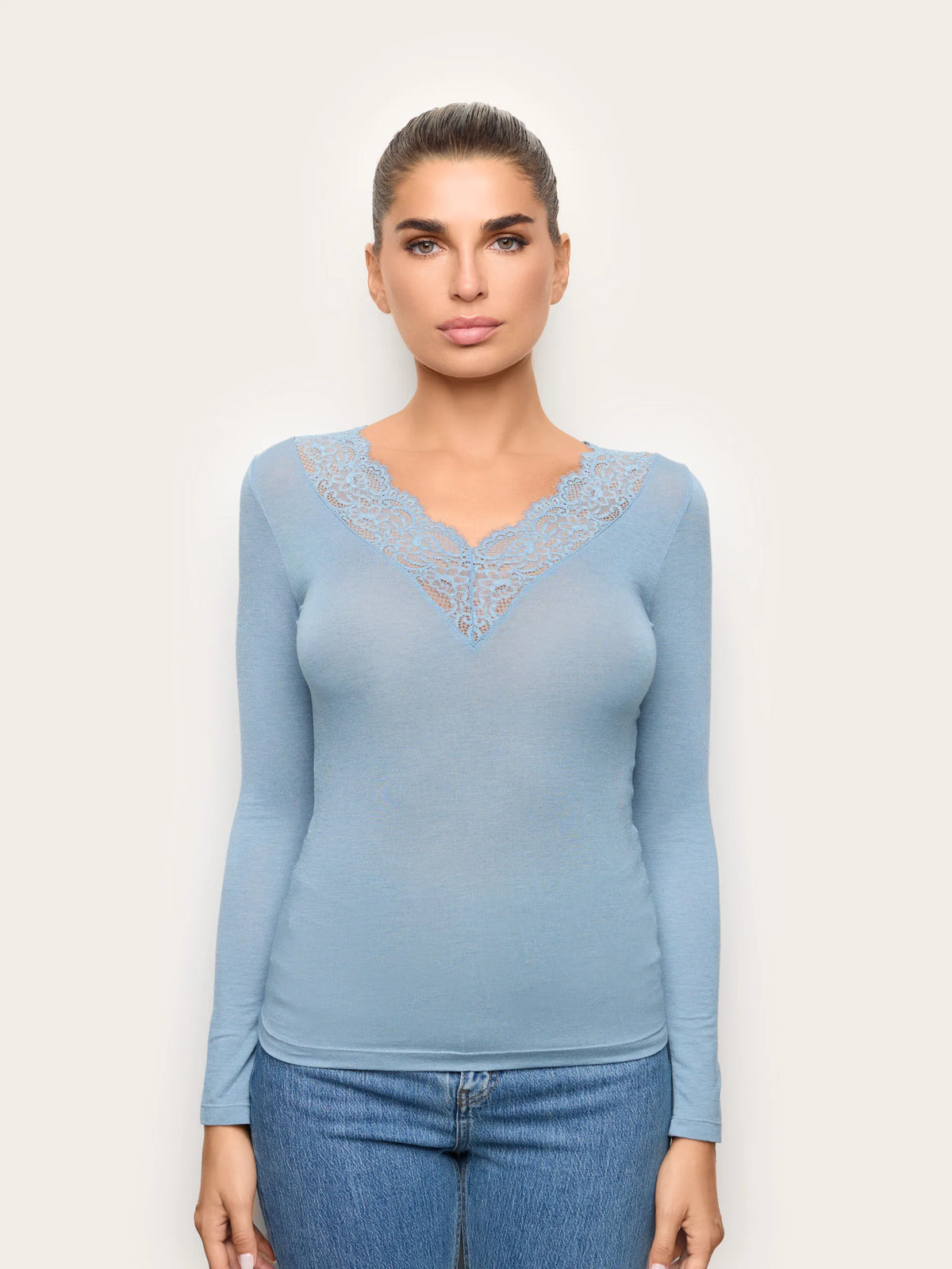Yamamay CREAM Women Long-Sleeve V-Neck T-Shirt - Basic Modal &amp; Wool SKU: AMAD193005_242 Image 02