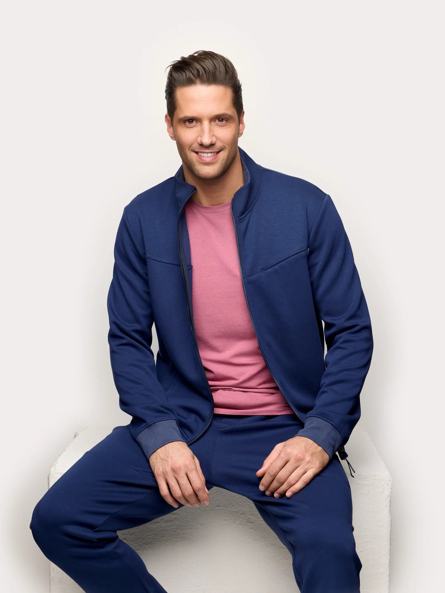 Yamamay_Blue_Sweatshirt - Easy Living_AMAU191007_017_01