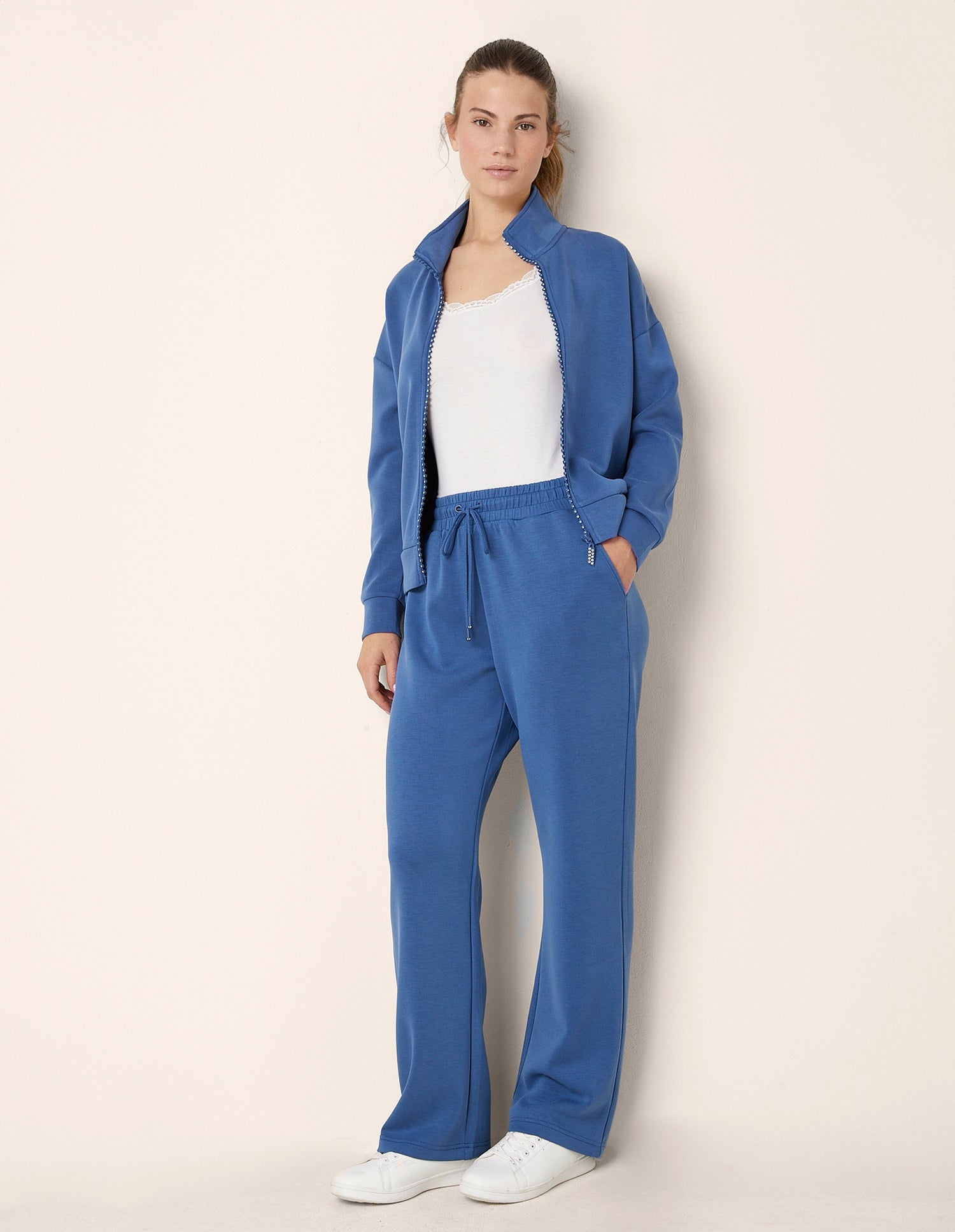 Yamamay_Fitness Lux Long Sports Pants_APMD181002_019_01