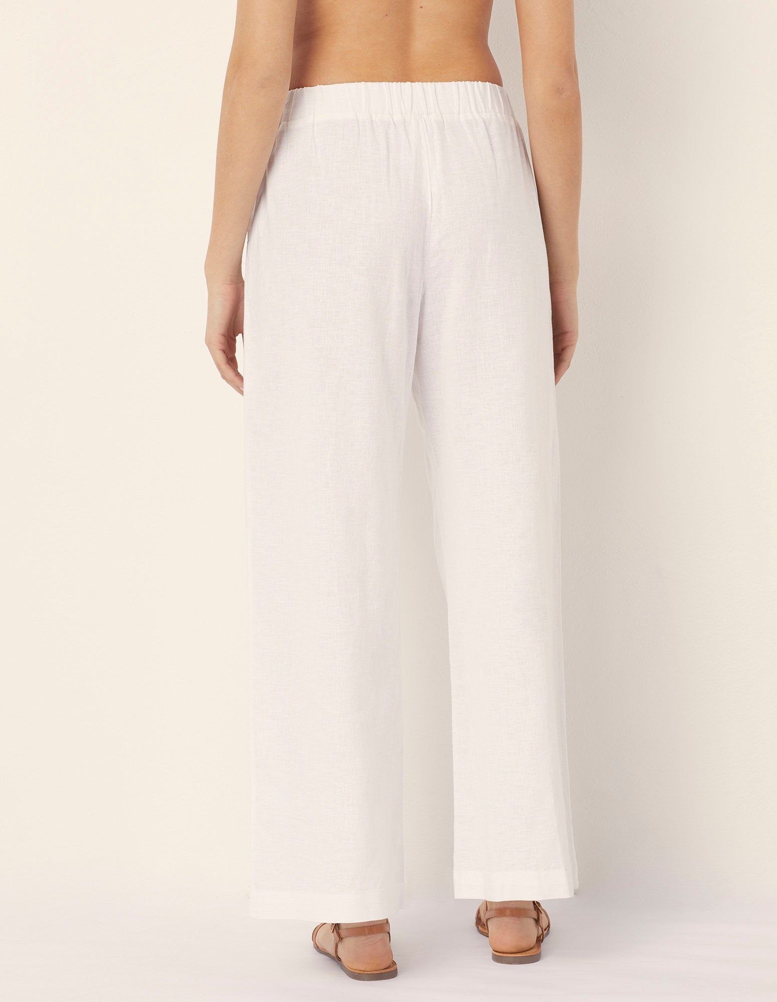 Yamamay_Cotton &amp; Linen Long Trousers with Pleats_APMD181005_015_03