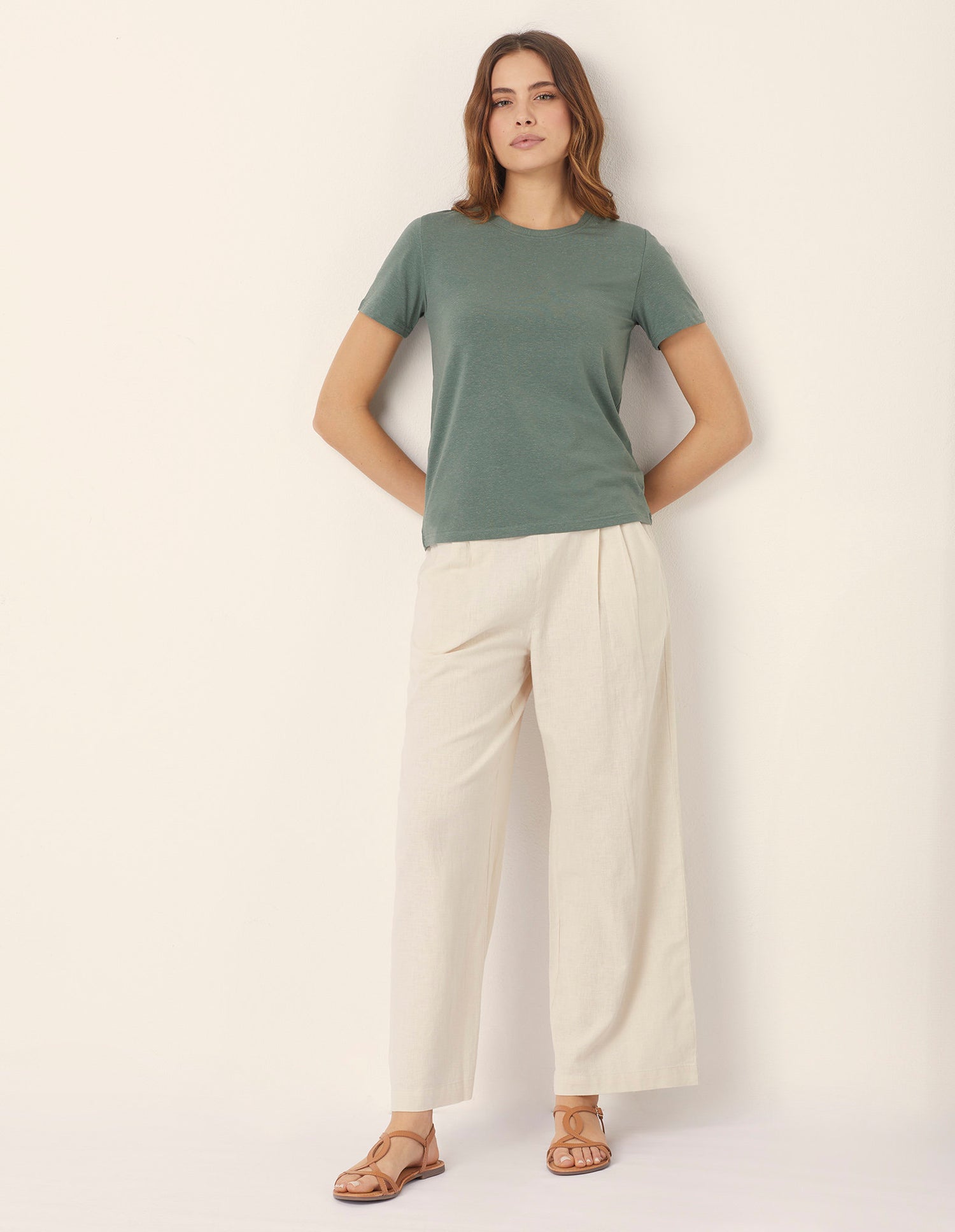 Yamamay_Cotton &amp; Linen Long Trousers with Pleats_APMD181005_717_01