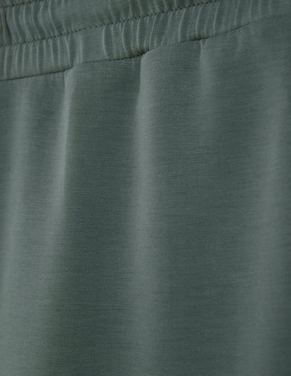 Yamamay_Easy Living Long Sweatpants with Cargo Pockets_APMD181007_120_07