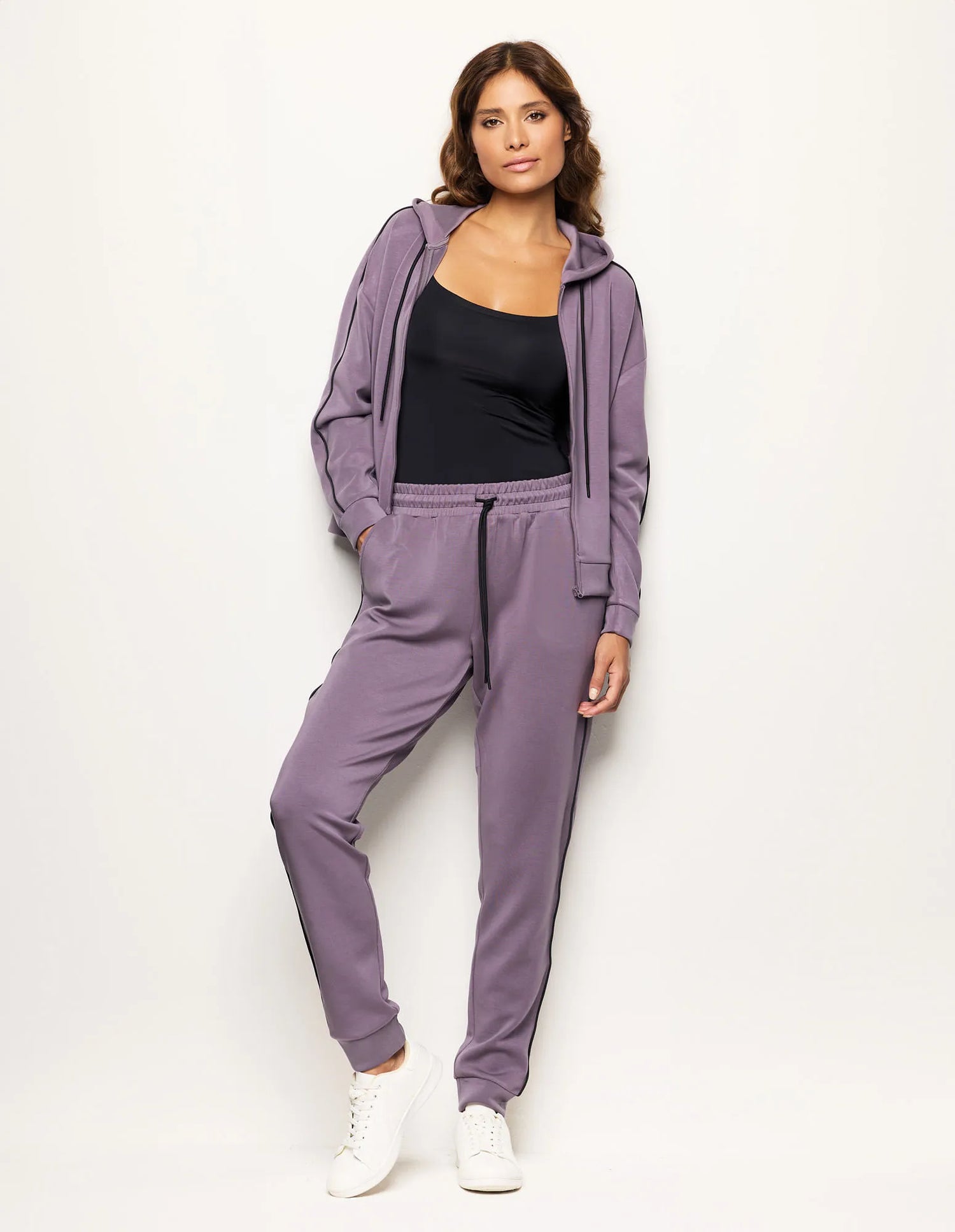 Yamamay_Dark Mauve_Long Trousers with Tencelª Modal Ð Easy Living_APMD183006_063_01