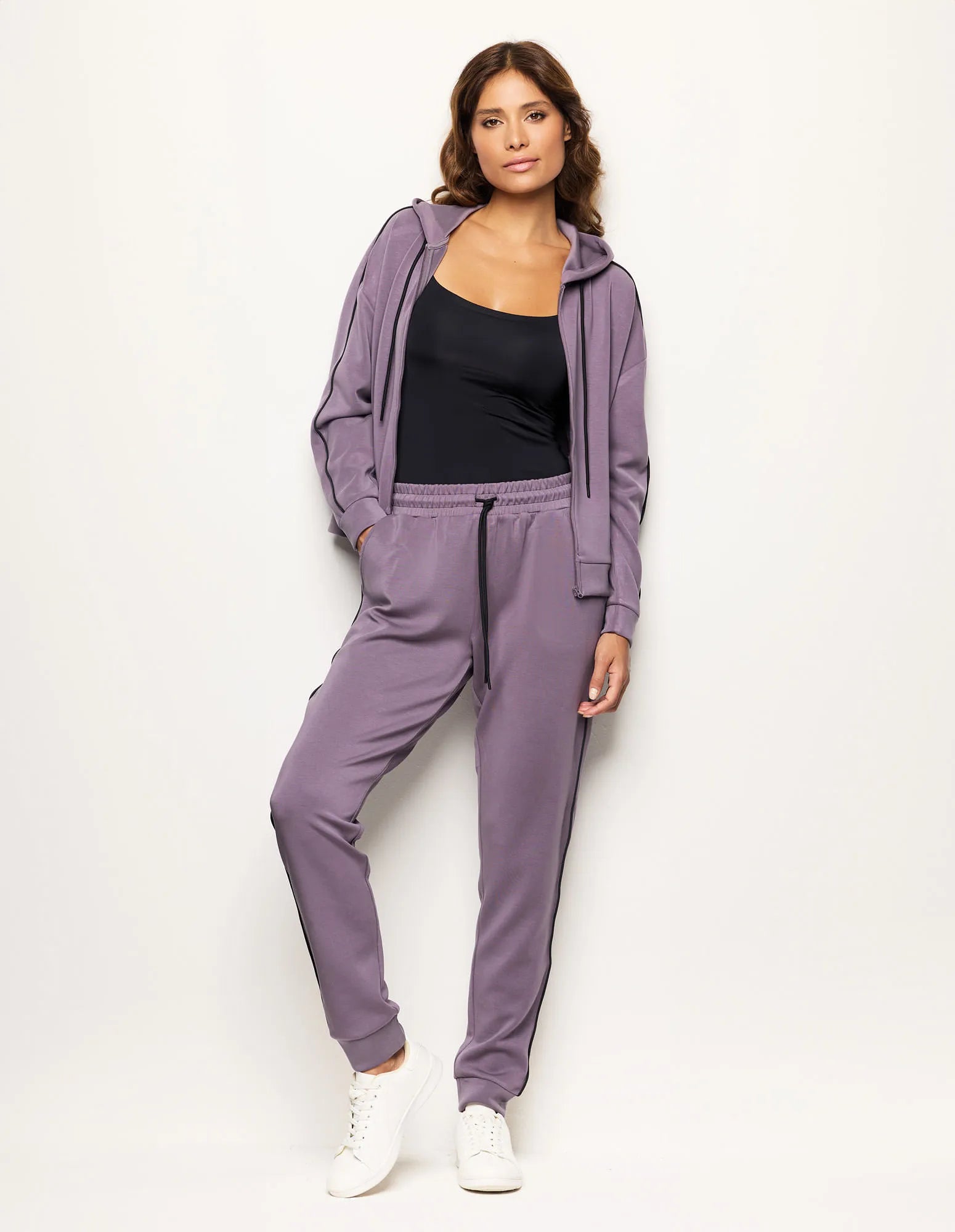 Yamamay_Dark Mauve_Long Trousers with Tencelª Modal Ð Easy Living_APMD183006_063_01