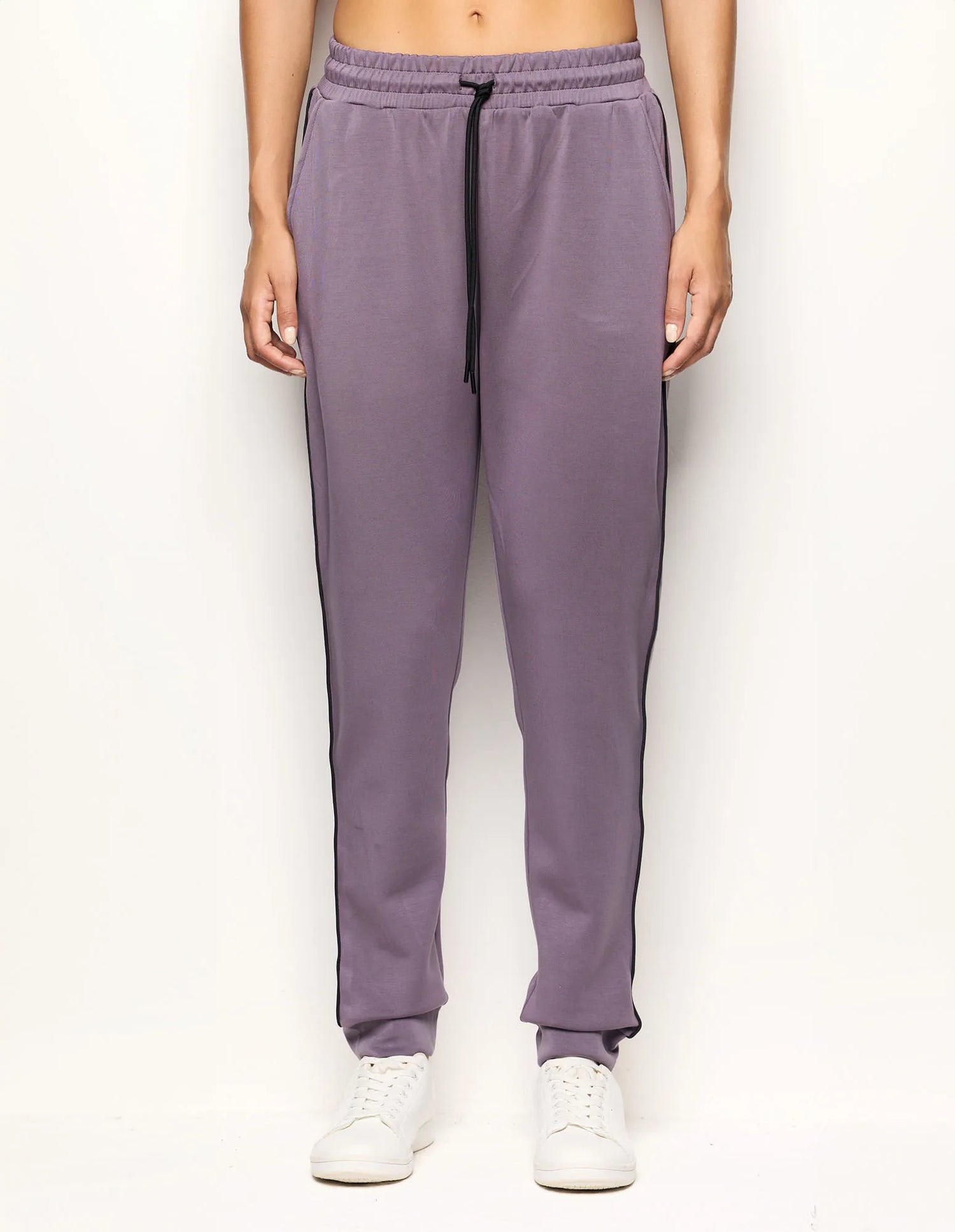 Yamamay_Dark Mauve_Long Trousers with Tencelª Modal Ð Easy Living_APMD183006_063_02