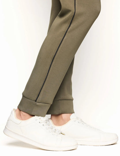 Yamamay_Olive Green_Long Trousers with Tencelª Modal Ð Easy Living_APMD183006_117_07