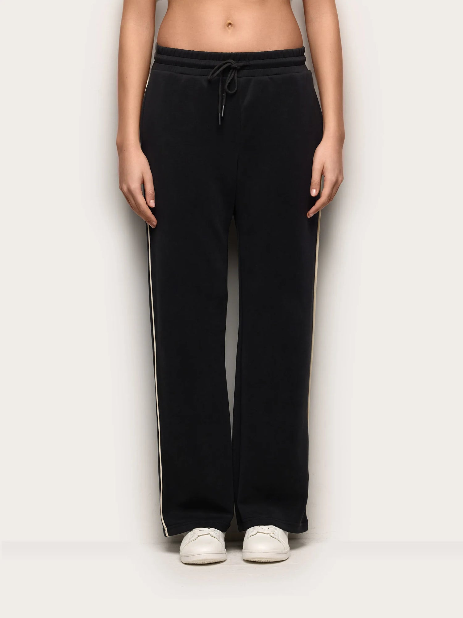 Yamamay_Black_Full-Long Trousers - Easy Living_APMD191001_072_02
