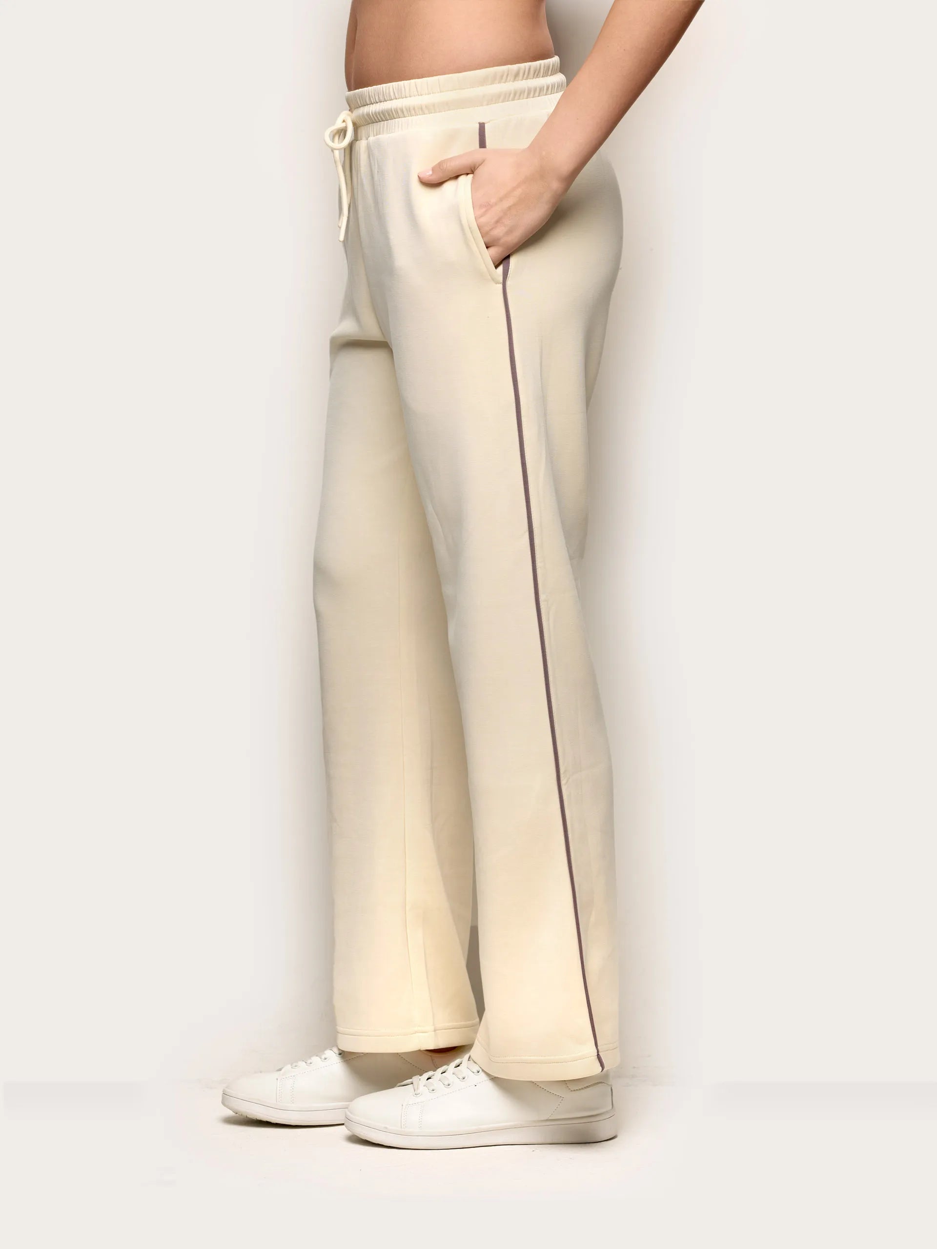 Yamamay_Almond_Full-Long Trousers - Easy Living_APMD191001_244_03
