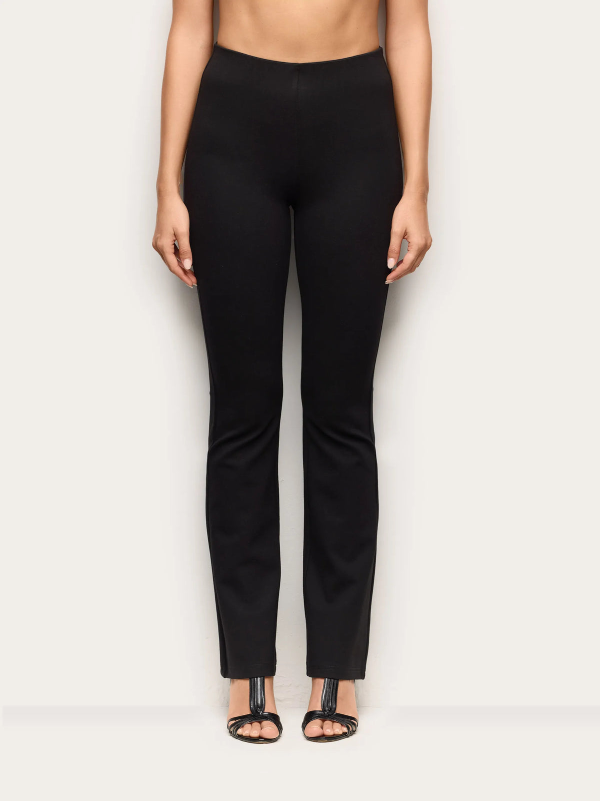 Yamamay BLACK Women Full-Long Trousers - Must Have SKU: APMD193003_072 Image 02
