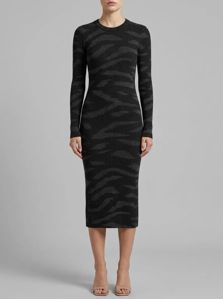 Marc Cain_Black_Knitted in Germany Long Dress_AS 21.15 M05_900_00