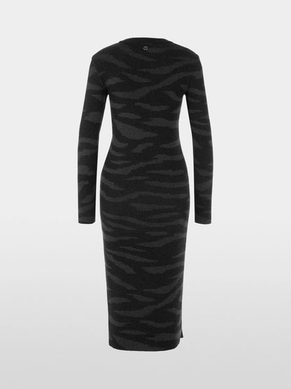Marc Cain_Black_Knitted in Germany Long Dress_AS 21.15 M05_900_09
