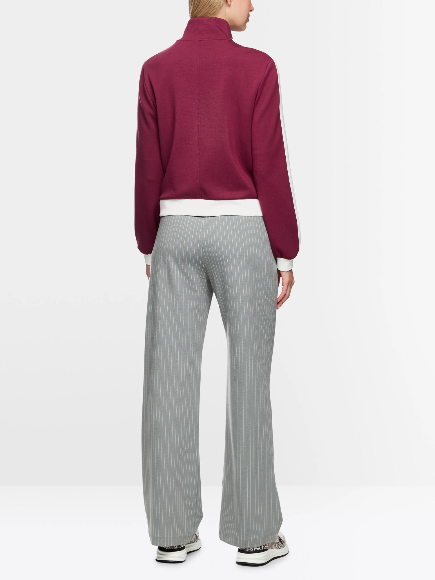 Marccain Rhododendron Women Loose Jersey Jacket SKU: AS 31.06 J06_293 Image 02