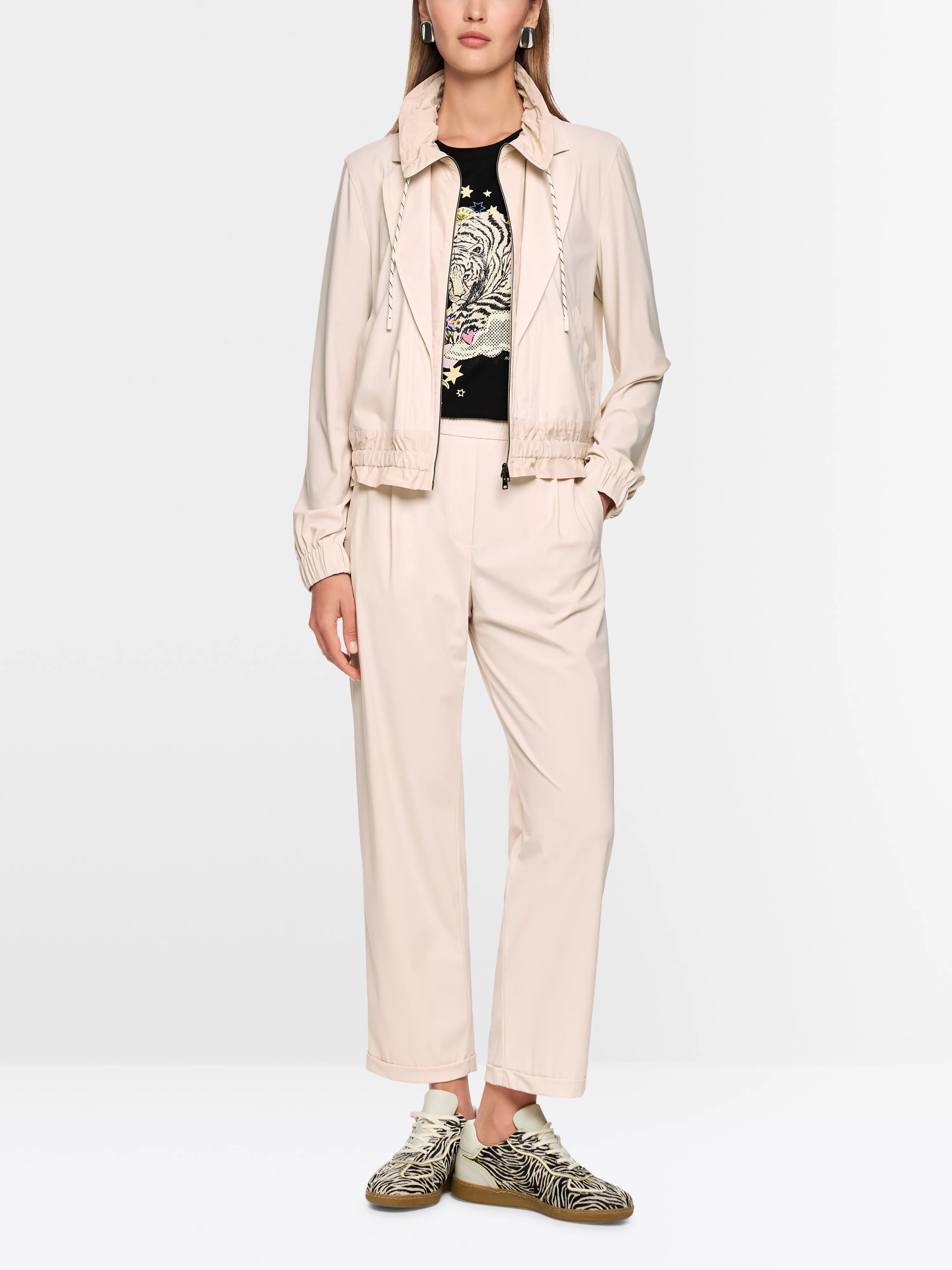 Marc Cain_Magnolia_ÔRethink TogetherÕ Lightweight Jacket_AS 34.01 J40_153_01