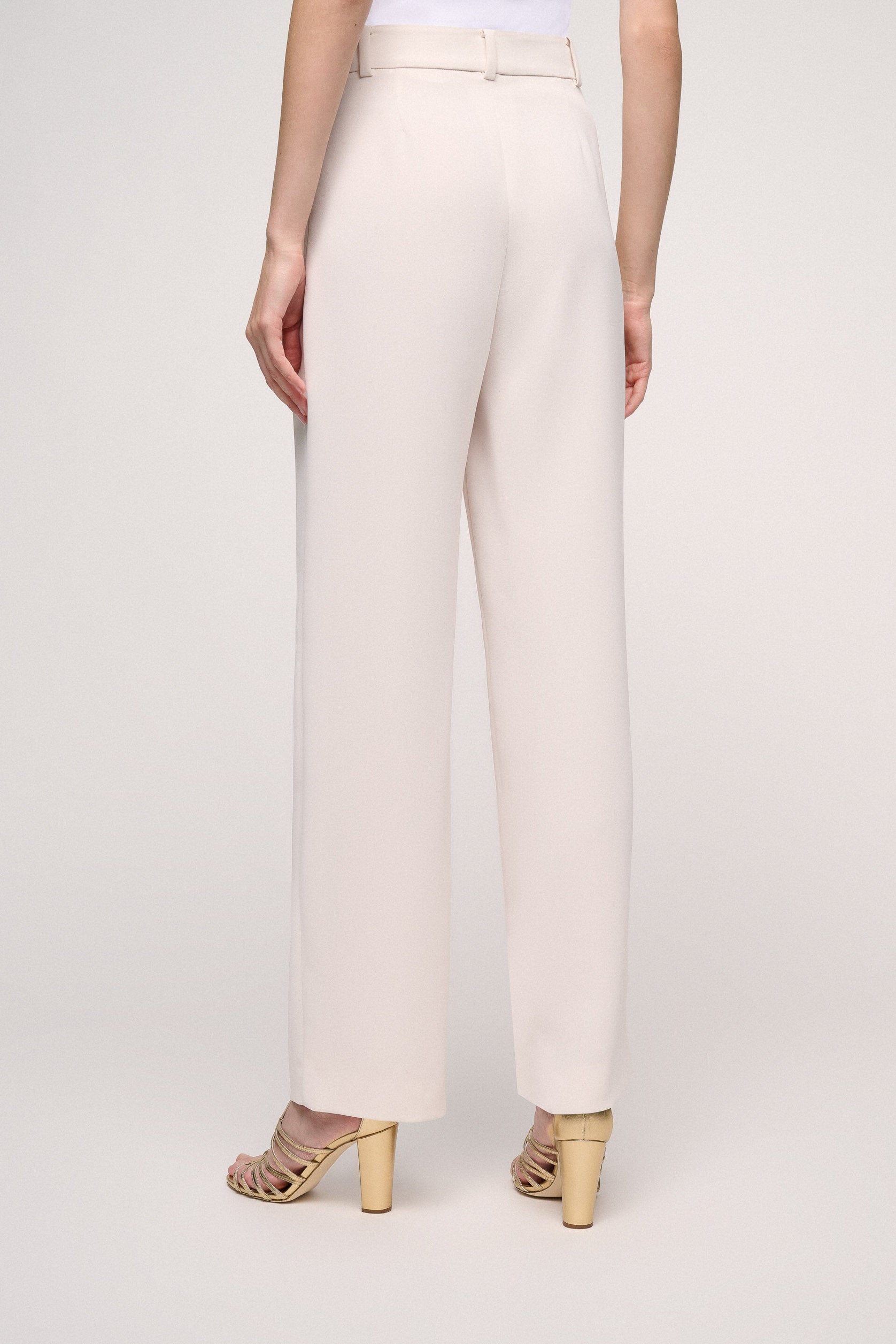 Wide Leg Flowing Trousers_Atletica_0204_02