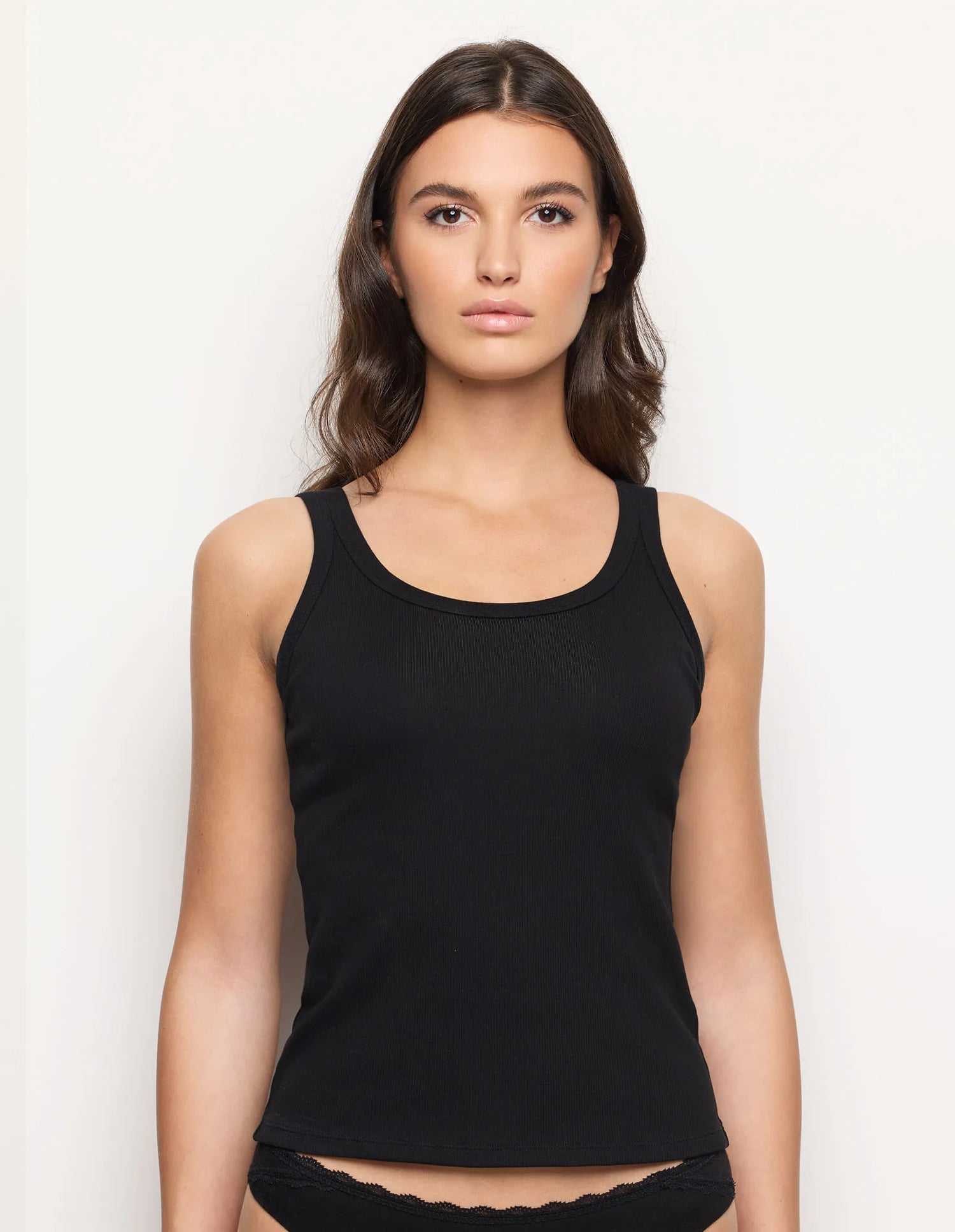 Yamamay_Black_Ribbed Camisole with Internal Padding Ð Easy Living_ATOD183008_072_02