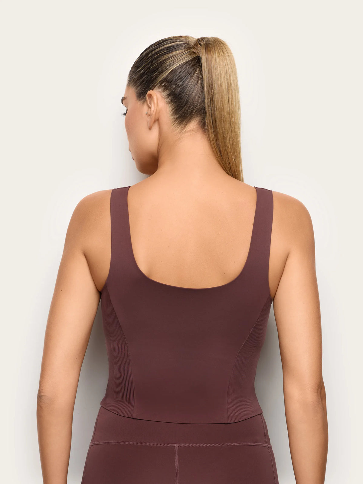 Yamamay BLACK Women Vest - Fitness SKU: ATOD193005_770 Image 04