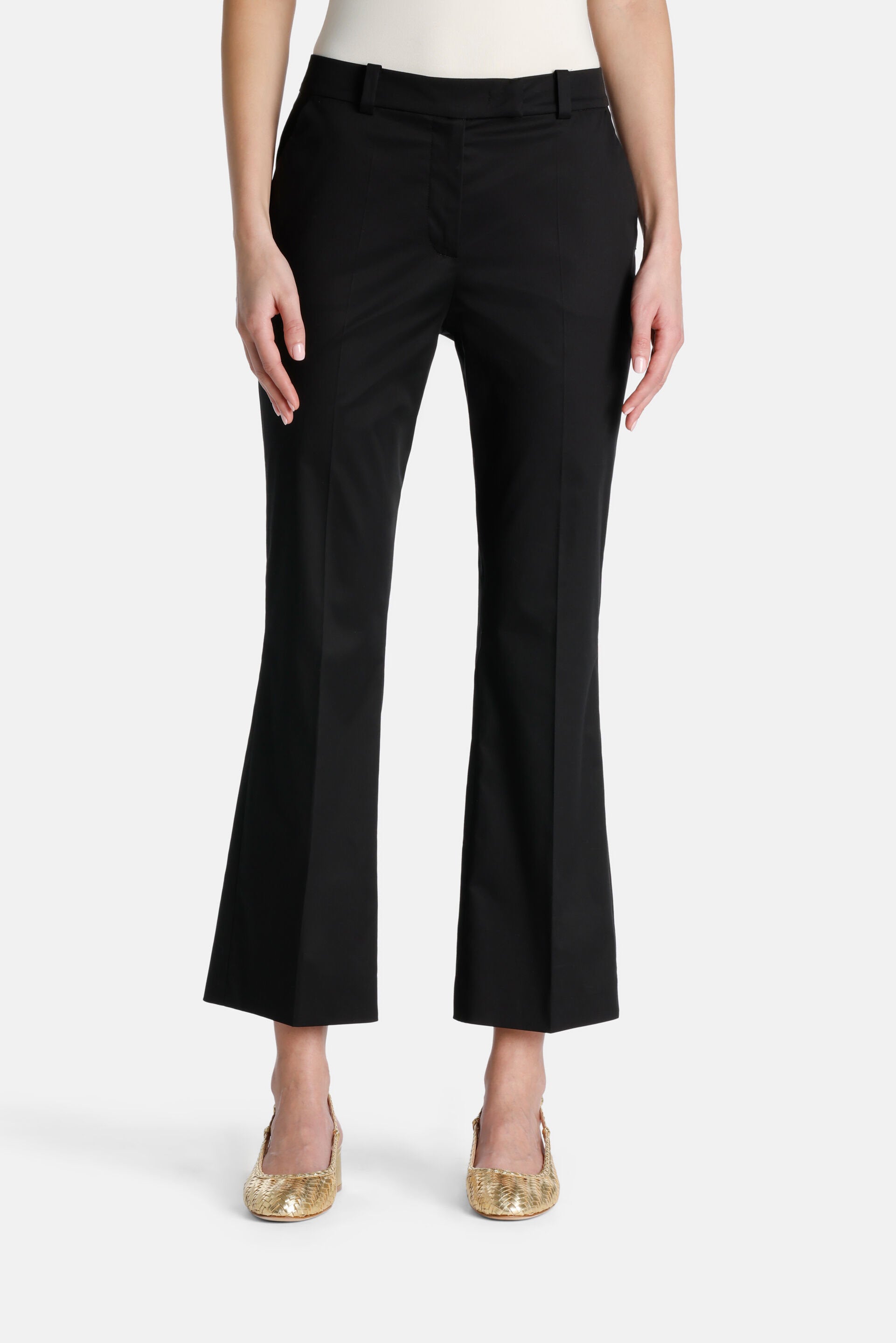 Luisa Spagnoli_Attiguo - Flared Pants_ATTIGUO_0101_01