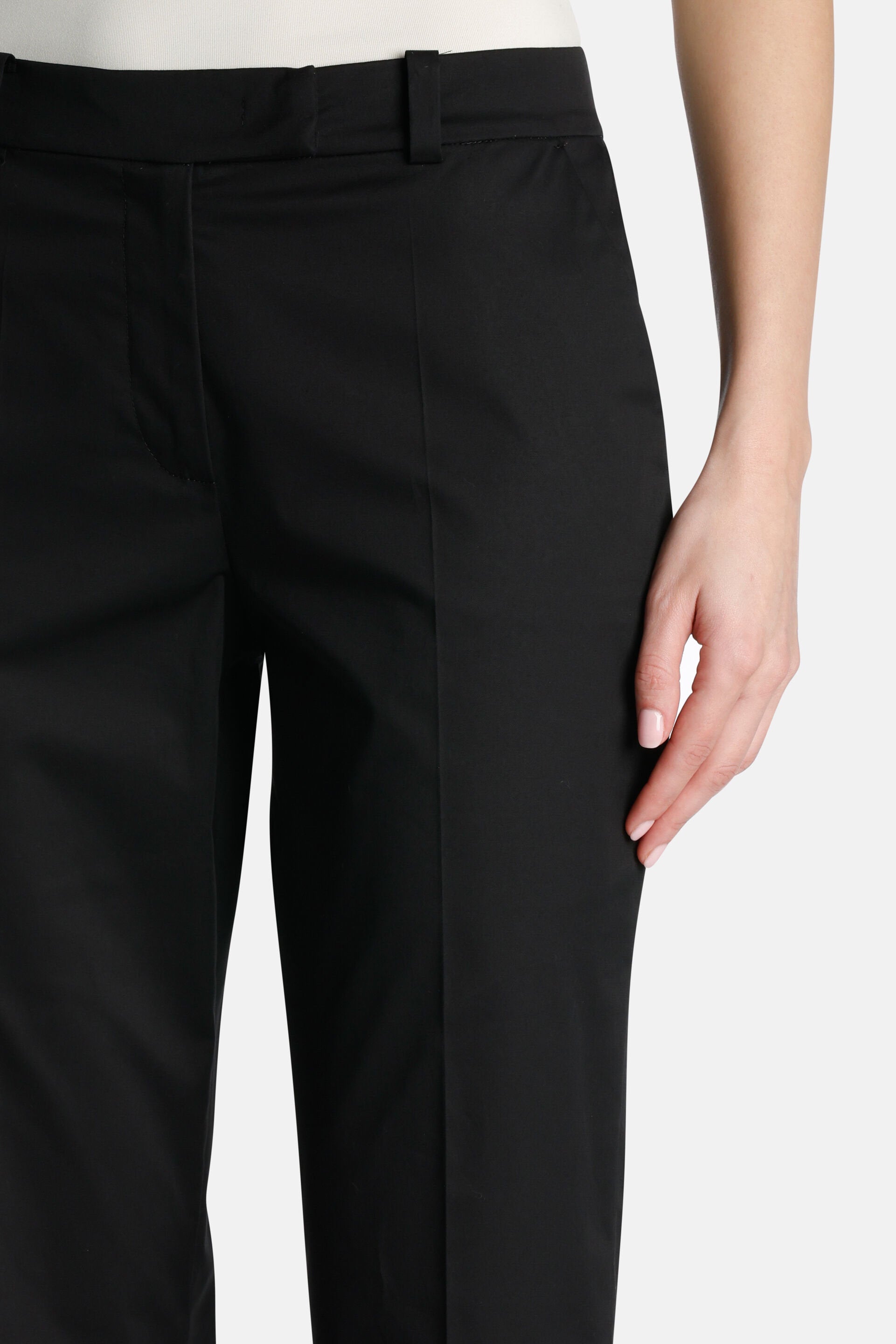 Luisa Spagnoli_Attiguo - Flared Pants_ATTIGUO_0101_03