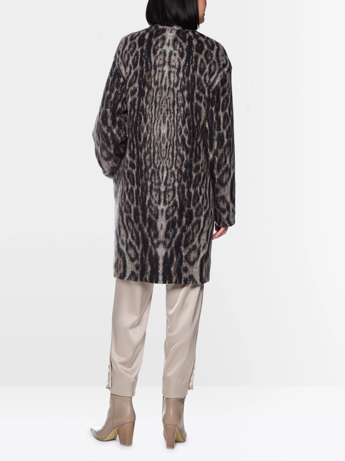 Marc Cain Etherea Women ÔKnitted in GermanyÕ Ozelot Coat SKU: BA 11.16 M43_648 Image 02