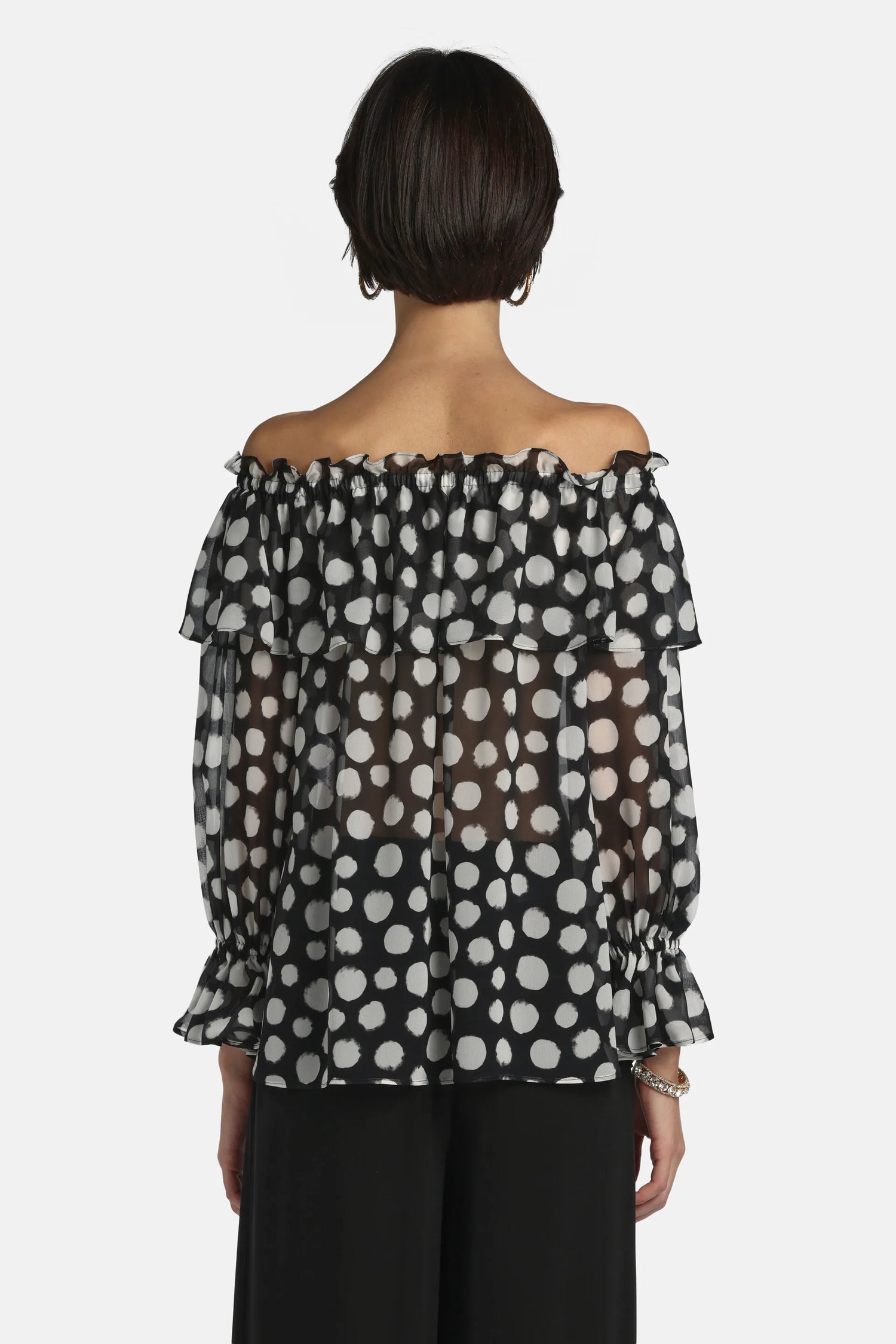 Luisa Spagnoli_0_Balera - Off-Shoulder Blouse_BALERA_3155_02