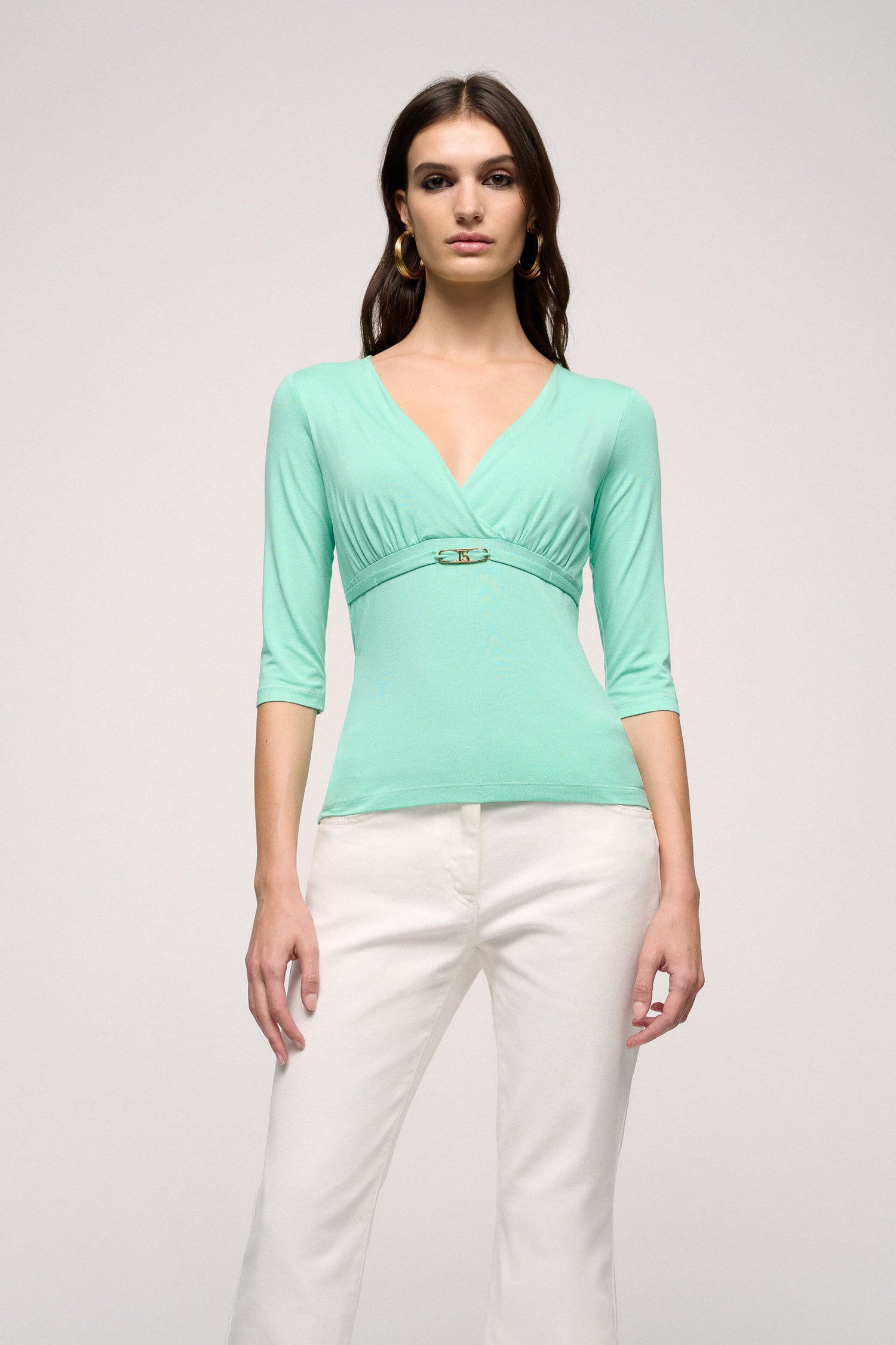 Banco V-Neck Top_BANCO_1386_01