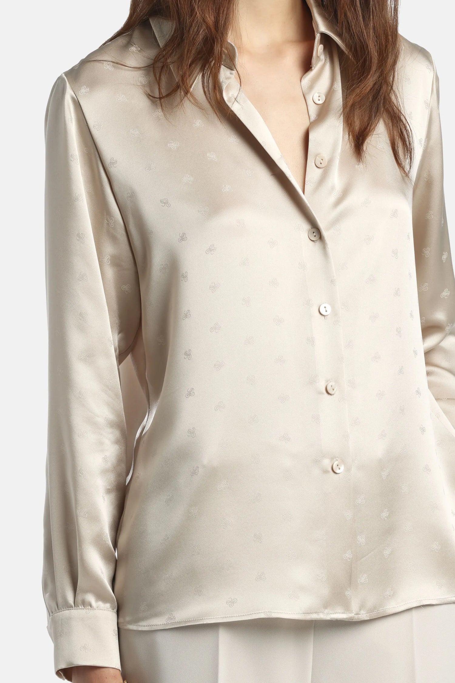 Luisa Spagnoli_Butter_Baronetto - Pure Silk Shirt_BARONETTO_1173_04
