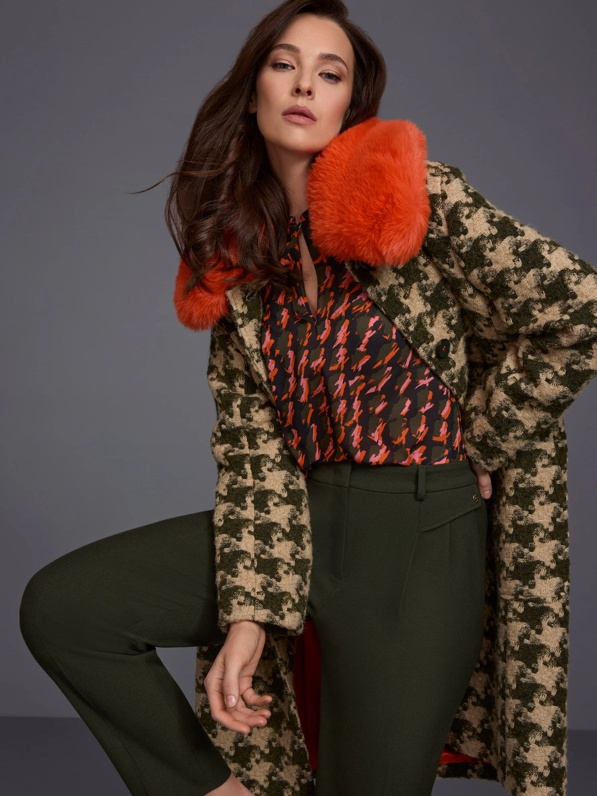 Marc Cain Tannin Women Houndstooth Coat with Faux Fur Collar SKU: BC 11.12 W65_620 Image 08