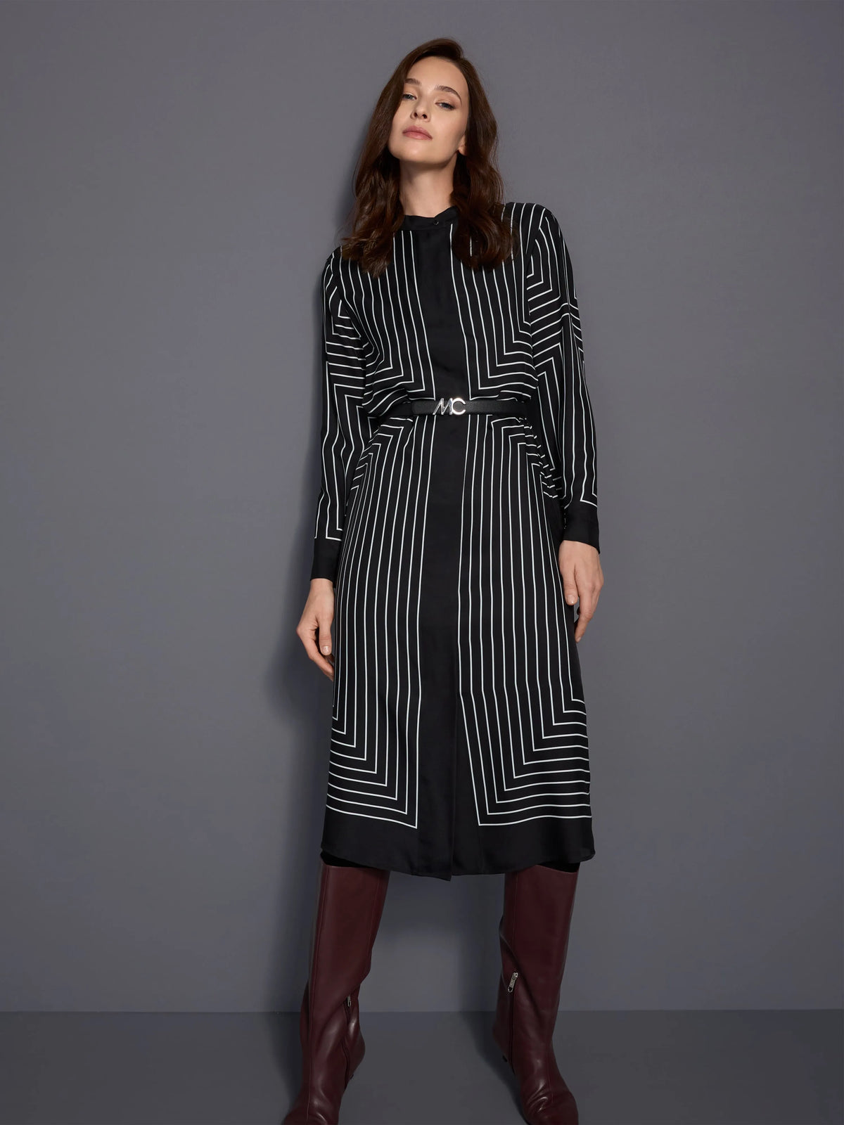 Marc Cain Black And White Women Midi Dress with Graphic Pattern SKU: BC 21.10 W18_910 Image 09