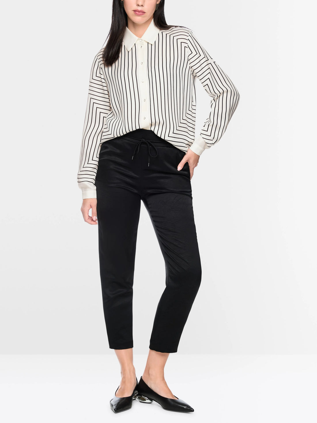 Marc Cain White And Black Women Geometric Blouse in a Silk Blend SKU: BC 51.12 W18_190 Image 01