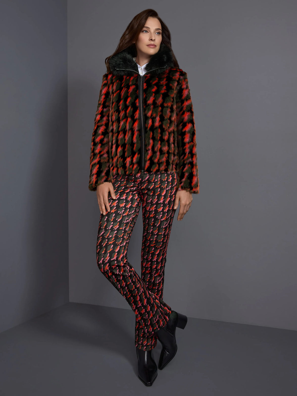 Marc Cain Tigerlily Women FREDERICA Scuba Jersey Trousers SKU: BC 81.60 J04_484 Image 09