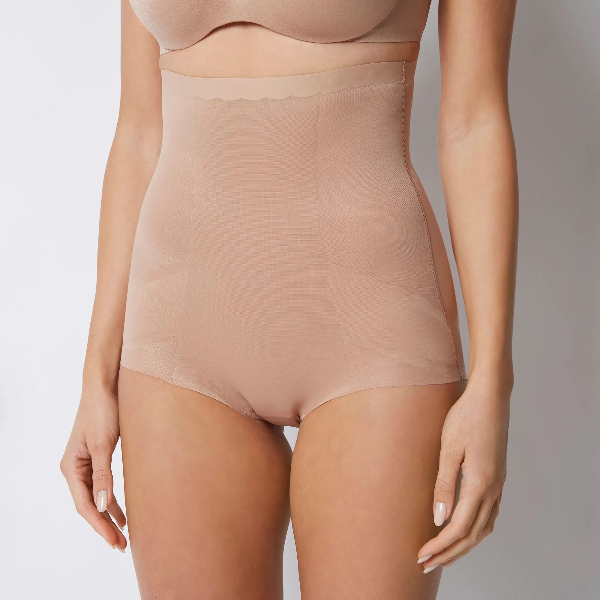 Yamamay_Bronze_High Waisted Shaping Sheath Ð Principessa_BGUD99X013_216_03