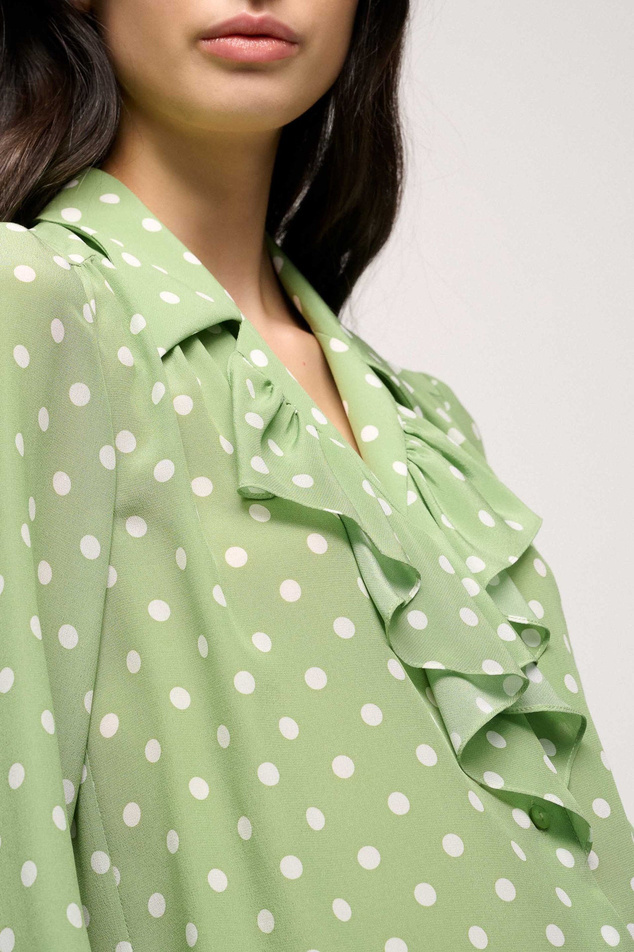 Ruffled Blouse With Polka Dots_Birillo_3587_04