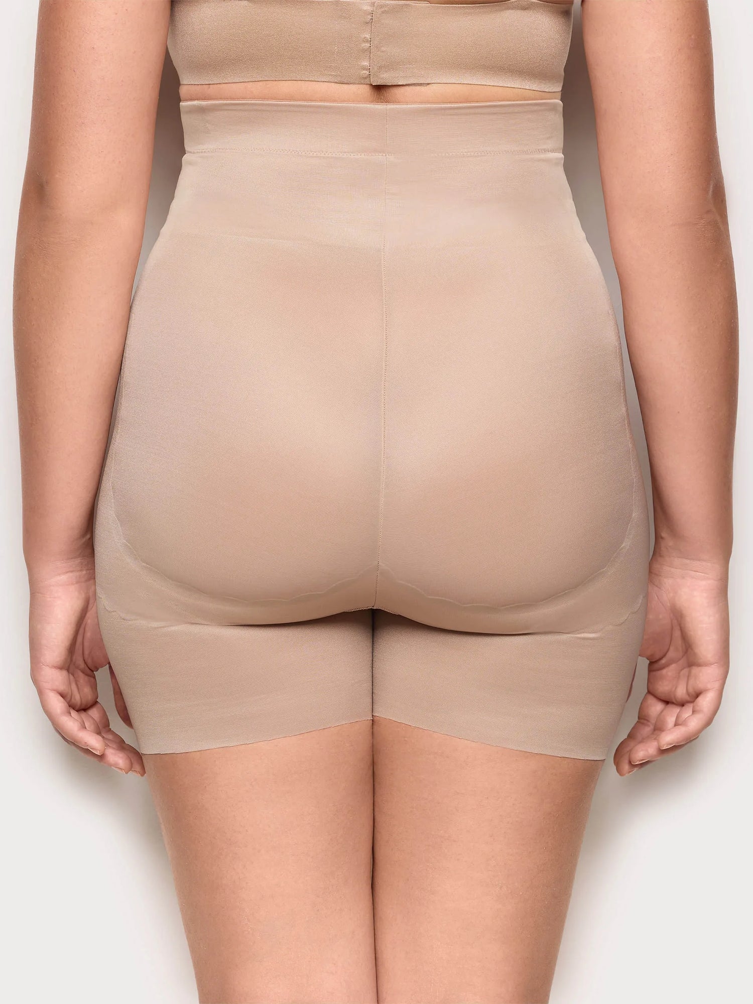Yamamay_Bronze_High Waisted Shaping Shorts - Principessa_BPND99X007_216_05
