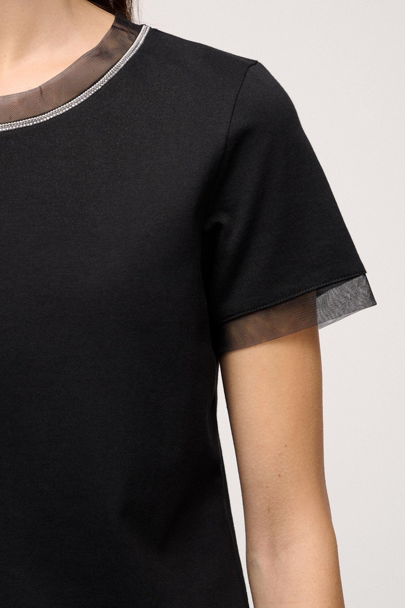 Bracciano Top With Semi-Transparent Details_BRACCIANO_0101_03