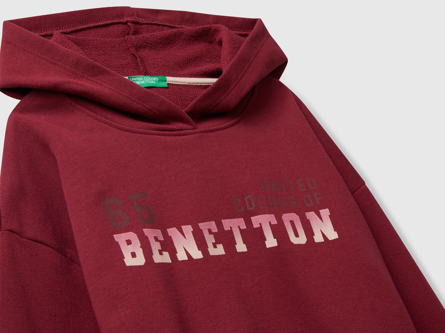 Benetton_Burgundy_Tracksuit with Print_C204W-CF02HS_236_04