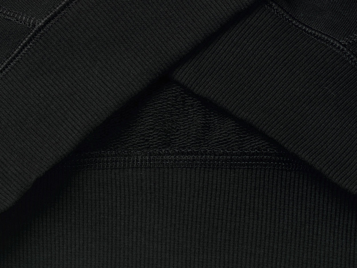 Benetton_Black_Pure Cotton Tracksuit with Zipper_C501B-CF058S_100_04