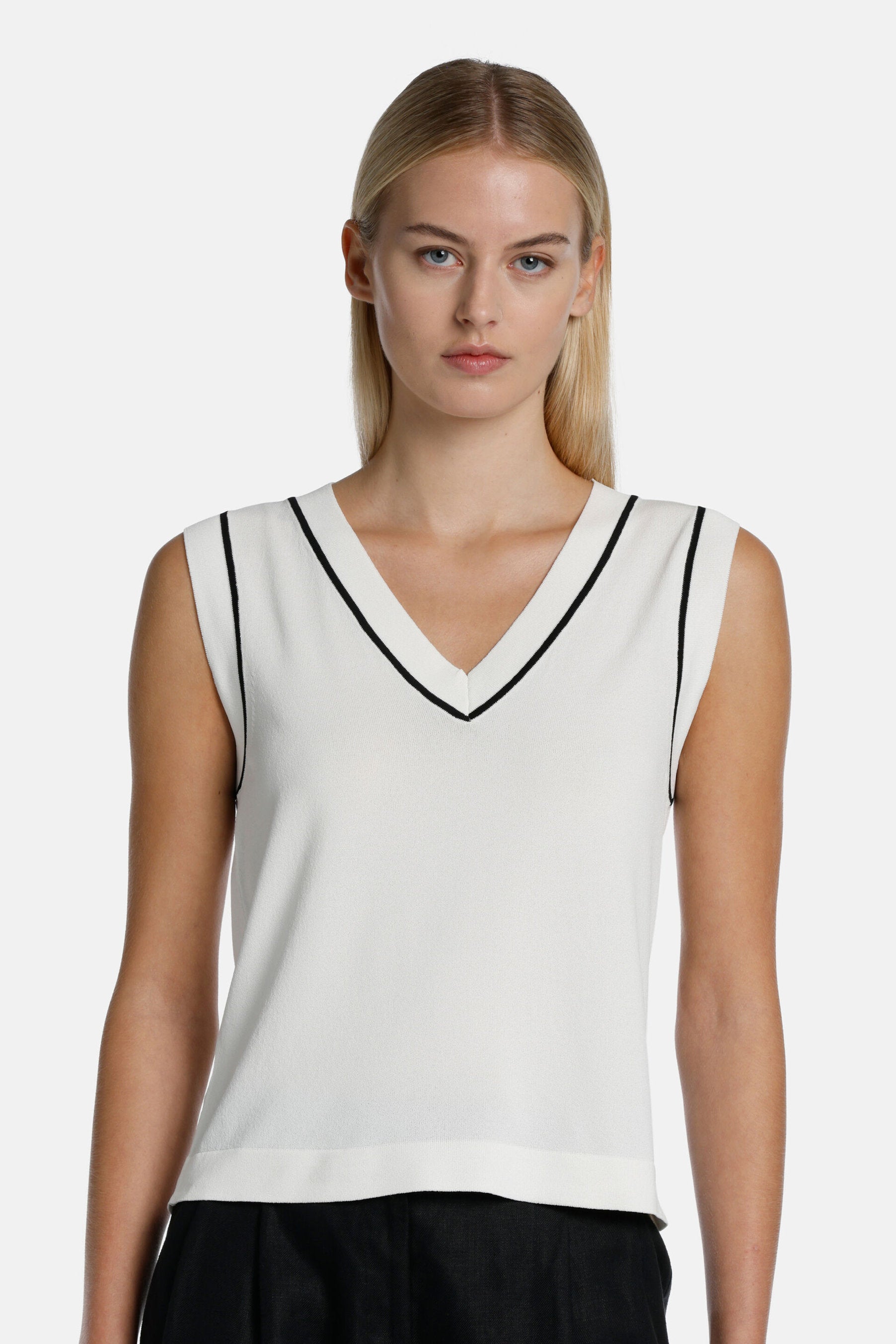Luisa Spagnoli_Cardano Knit Top_CARDANO_0202 0101_04