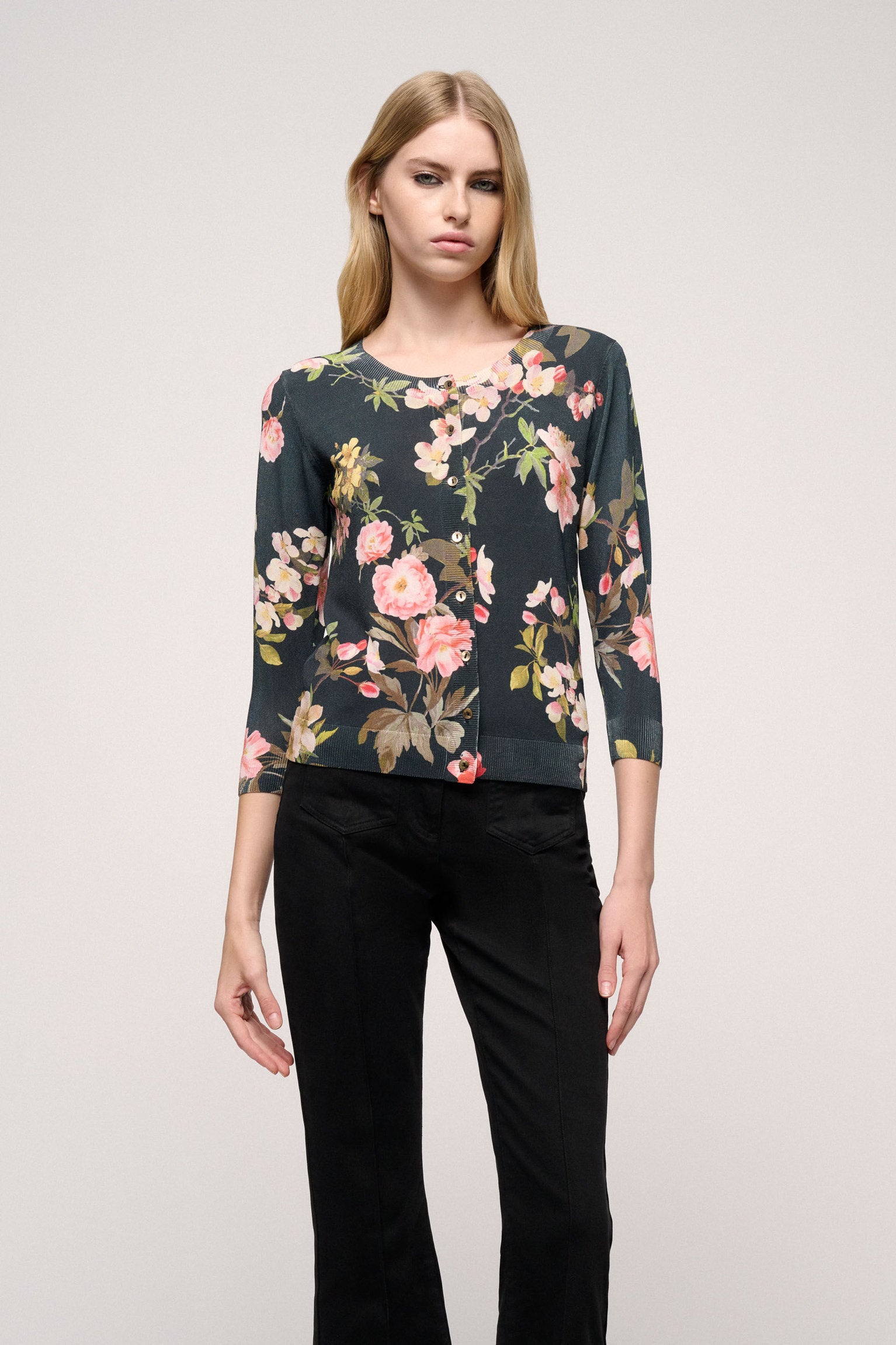 Centrino Floral Cardigan_CENTRINO_4397_01