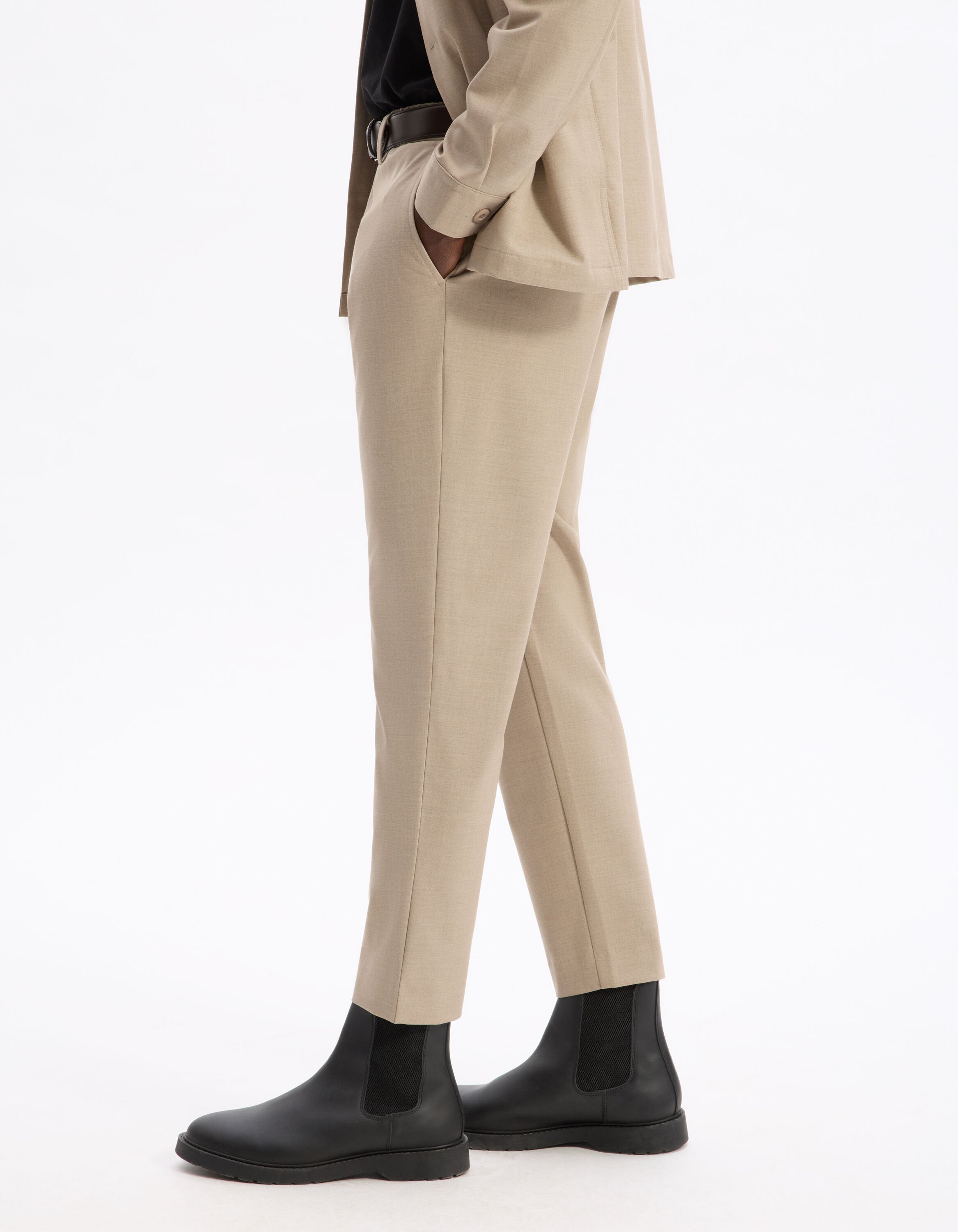 Celio_Beige 24H Stretch Pants_COSMART_BEIGE FONCE_04