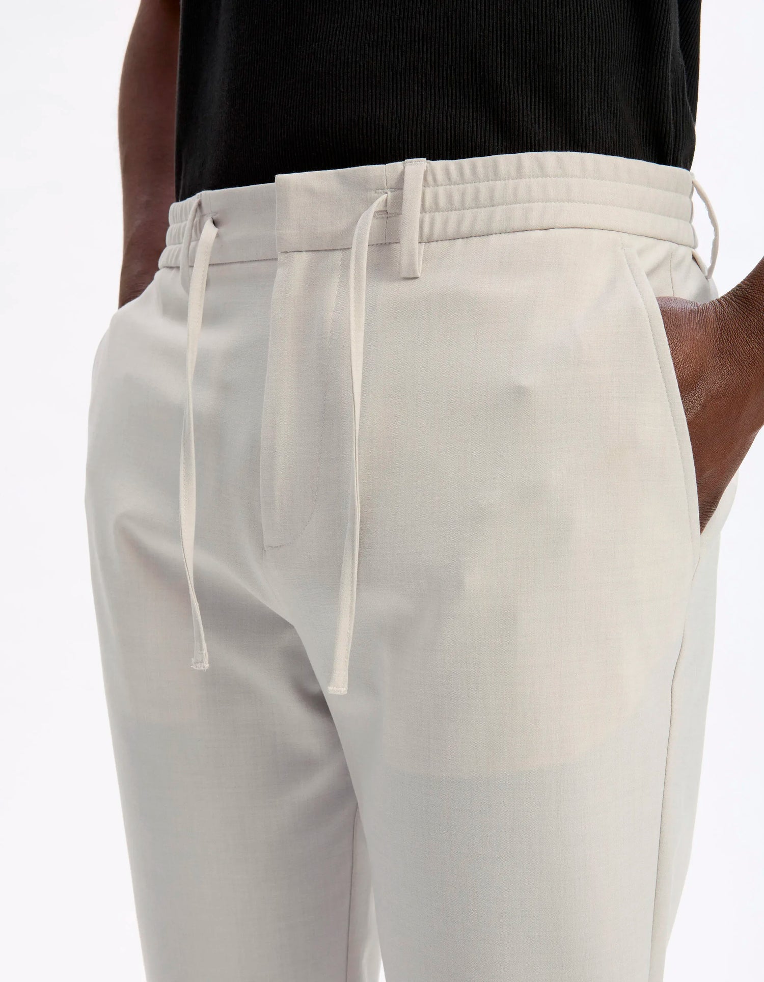 Celio_Ecru_24H Slim Stretch 7/8 Pants_COSMART_ECRU_05