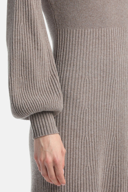 Luisa Spagnoli_Tortora_Curiosita - Cashmere-Blend Maxi Dress_CURIOSITA_1181_05