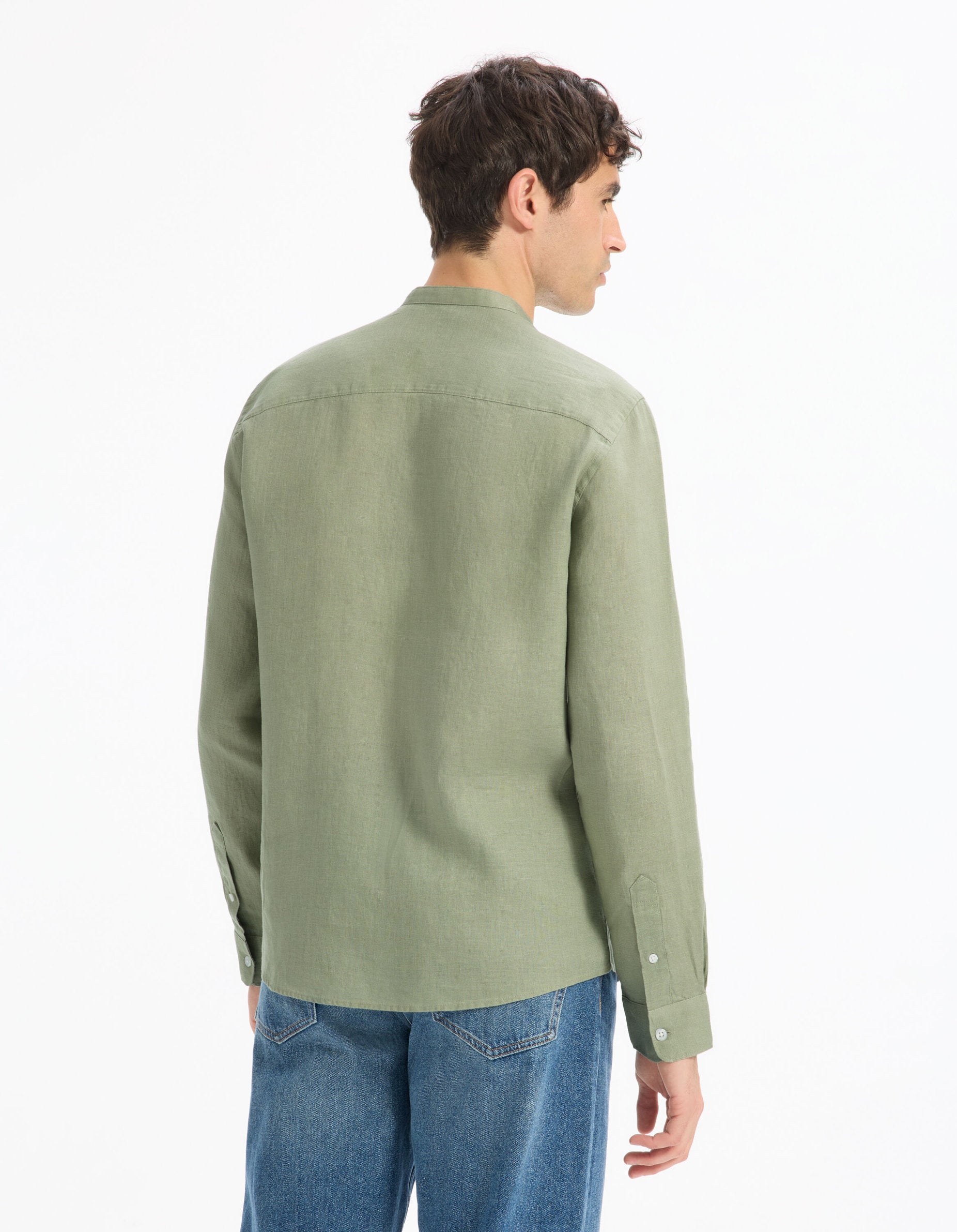 Celio_Sage Green Regular Shirt with Mao Collar 100% Linen_DAMAOLIN_VERT SAUGE_03