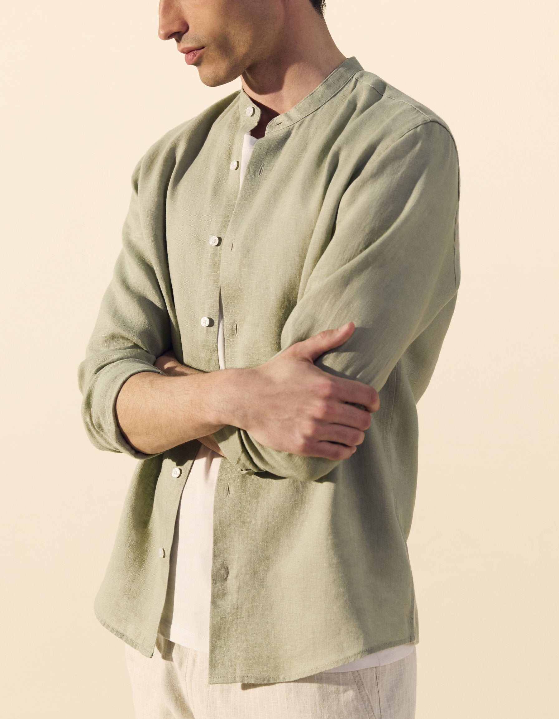 Celio_Sage Green Regular Shirt with Mao Collar 100% Linen_DAMAOLIN_VERT SAUGE_06
