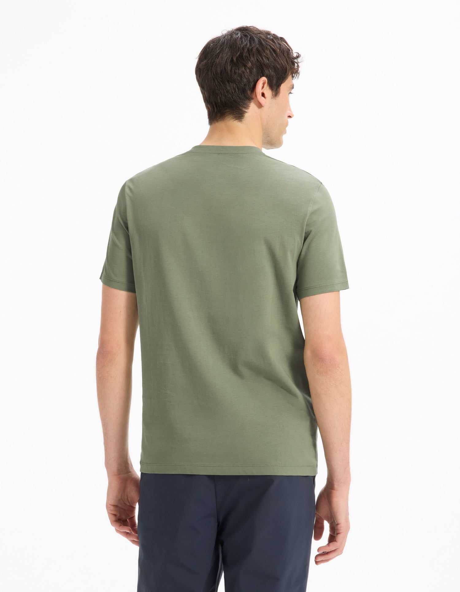 Celio_Vert T-Shirt Straight Col V 100% Coton_DEBASEV_GREEN 02_02